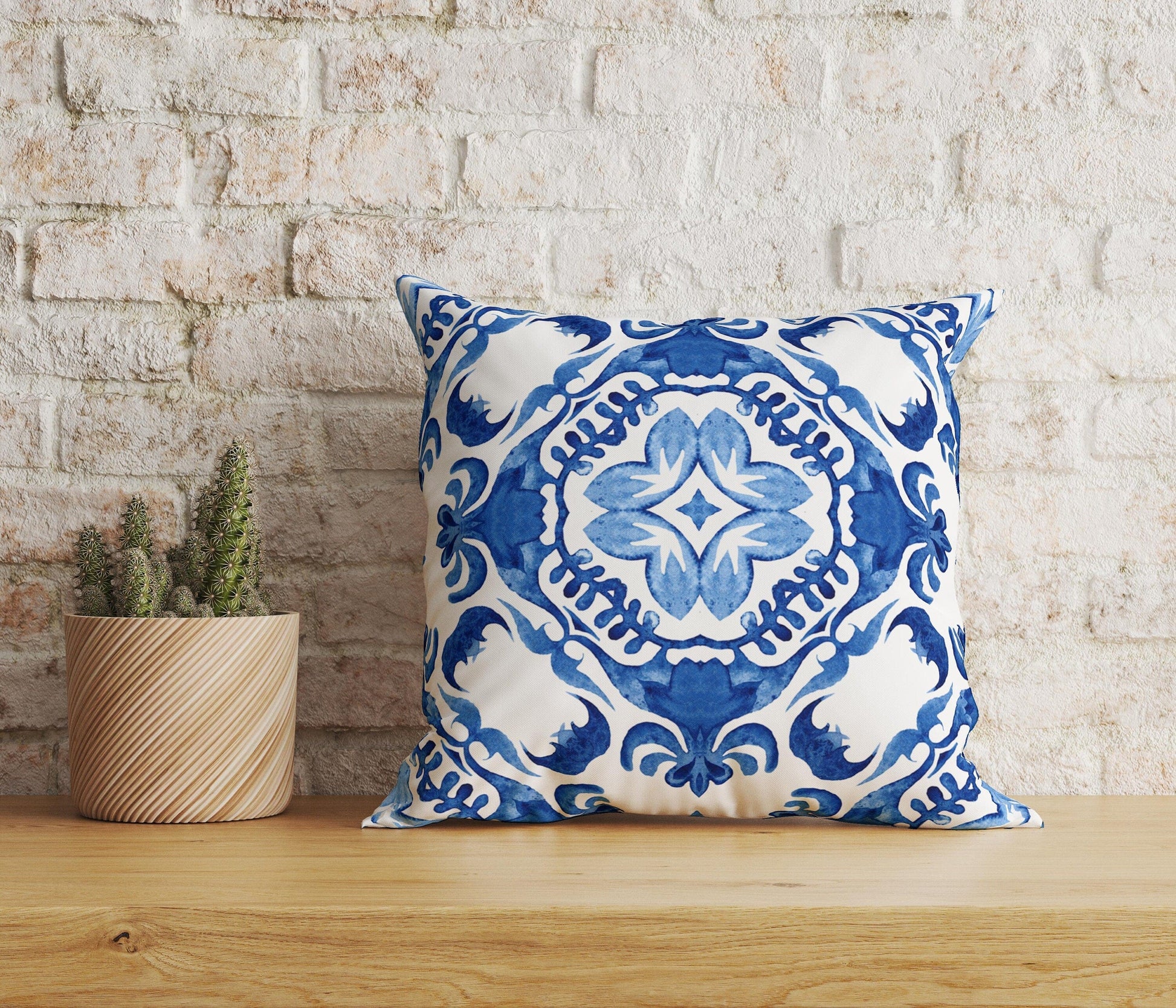 Onay Home Textile 5 / 12 x 12 inch (30 x 30 cm) Double Side Abstract Damask Flower Ornamental Watercolor Cushion Covers