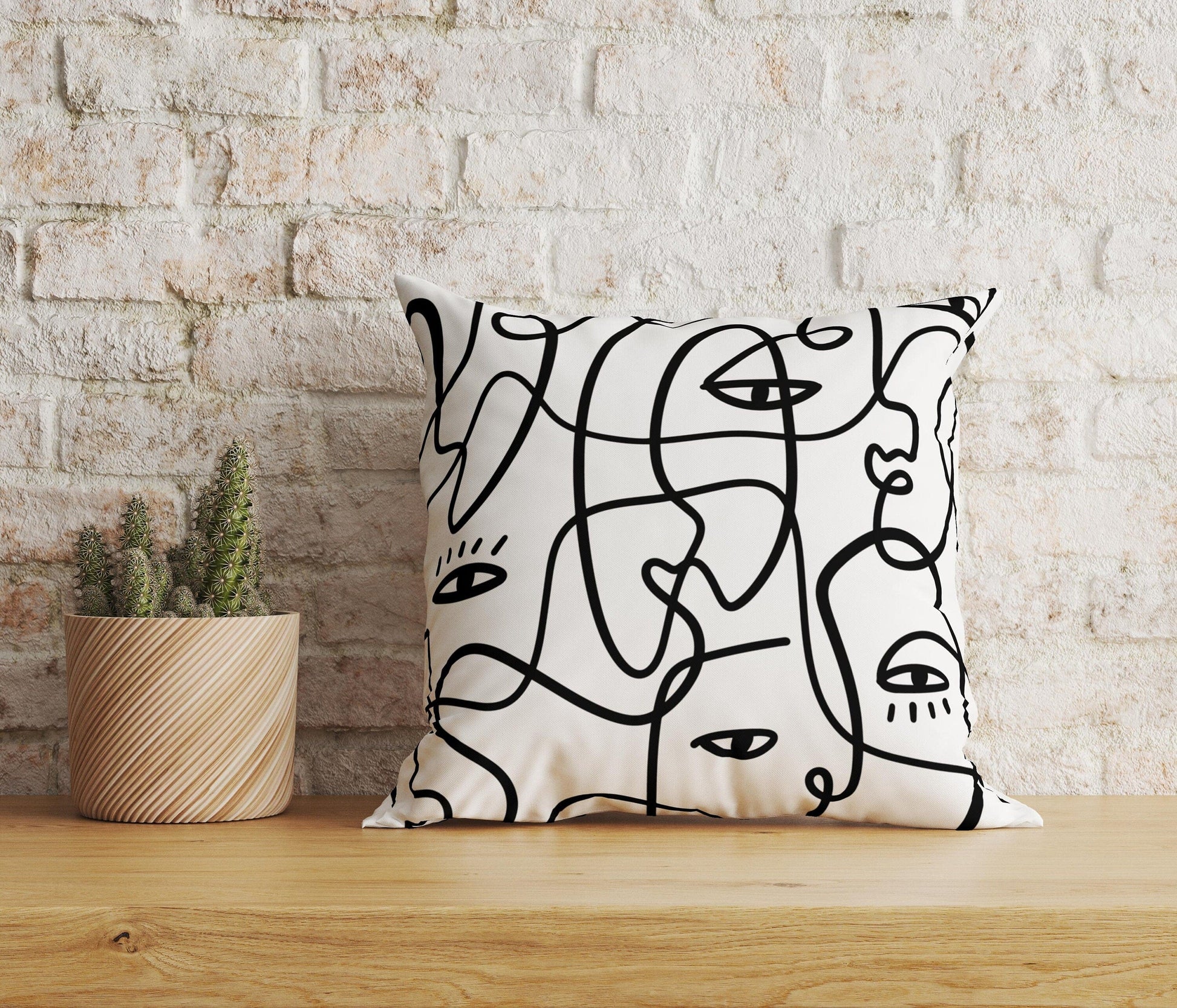 Onay Home Textile 6 / 12 x 12 inch (30 x 30 cm) Double Side Abstract Woman Face Stripe Line Cushion Cover