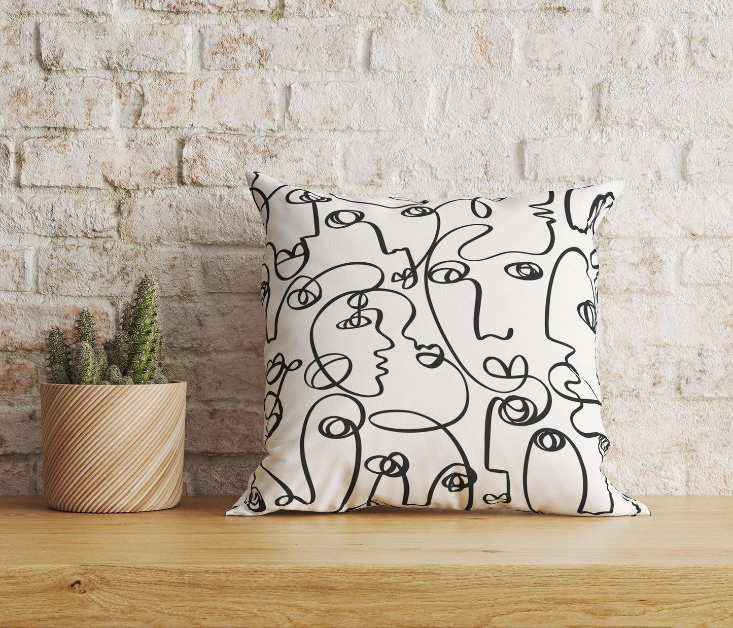 Onay Home Textile 5 / 12 x 12 inch (30 x 30 cm) Double Side Abstract Woman Face Stripe Line Cushion Cover