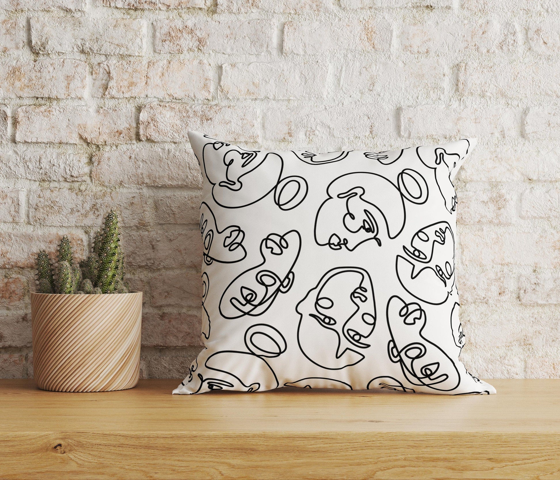 Onay Home Textile 3 / 12 x 12 inch (30 x 30 cm) Double Side Abstract Woman Face Stripe Line Cushion Cover