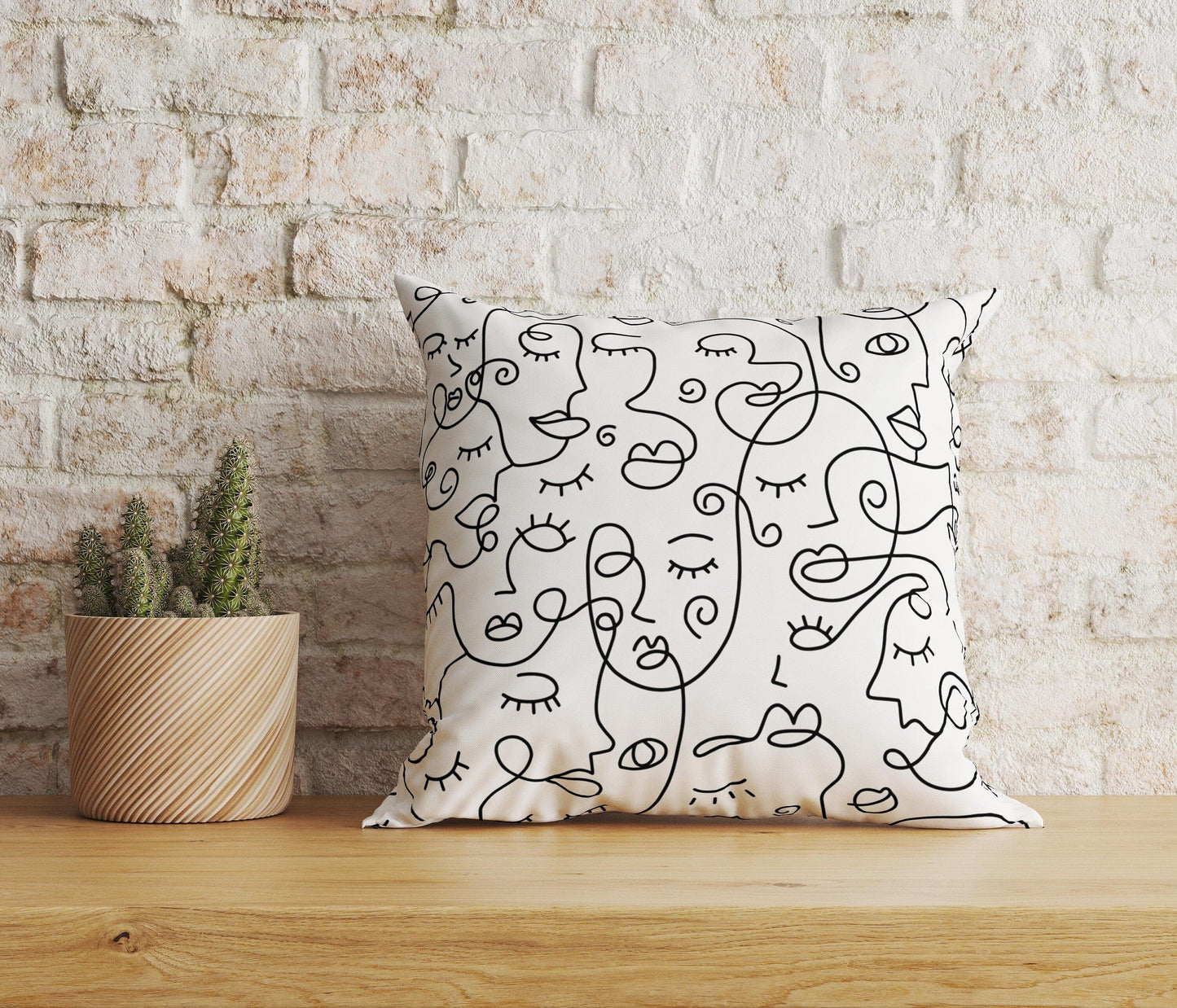 Onay Home Textile 2 / 12 x 12 inch (30 x 30 cm) Double Side Abstract Woman Face Stripe Line Cushion Cover