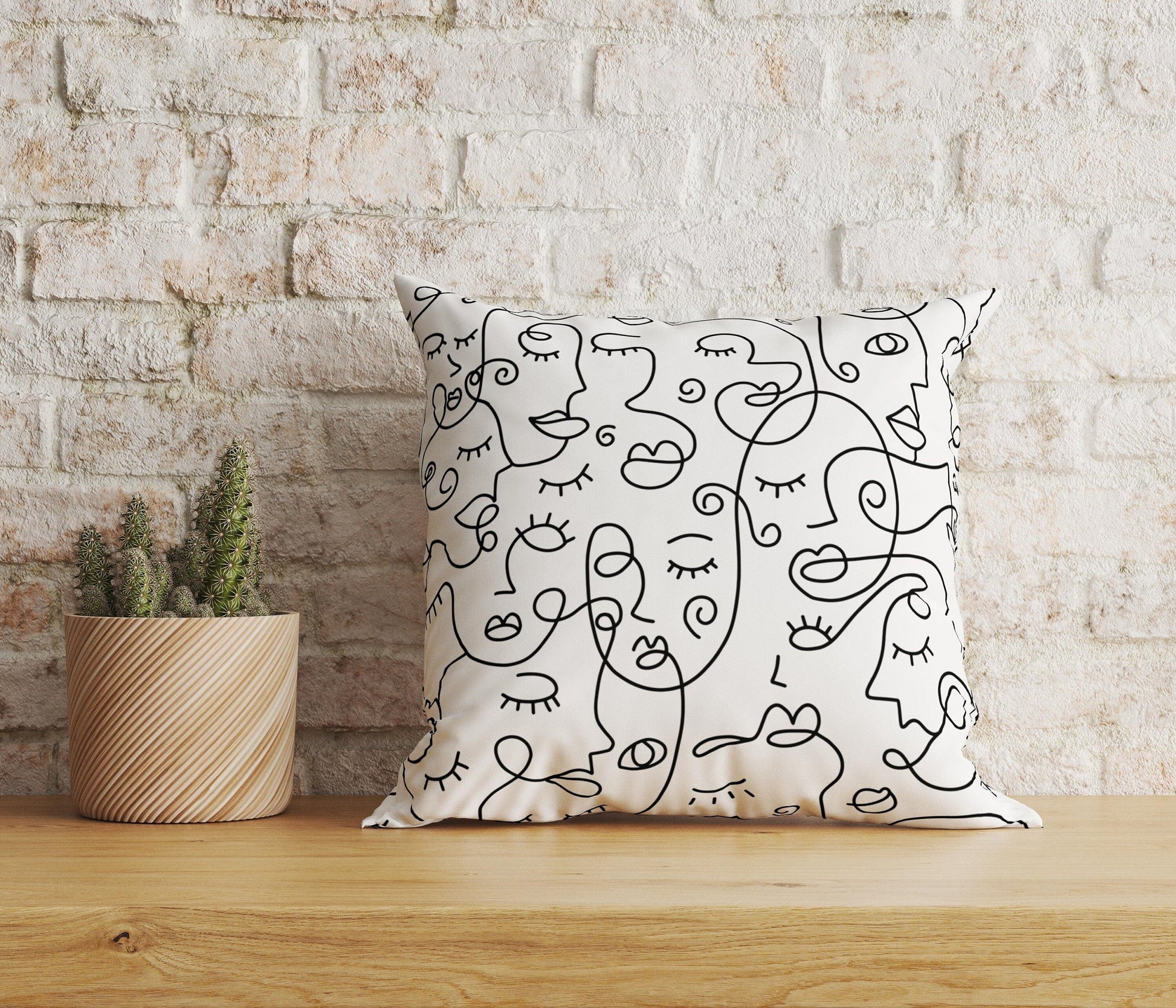 Onay Home Textile 2 / 12 x 12 inch (30 x 30 cm) Double Side Abstract Woman Face Stripe Line Cushion Cover