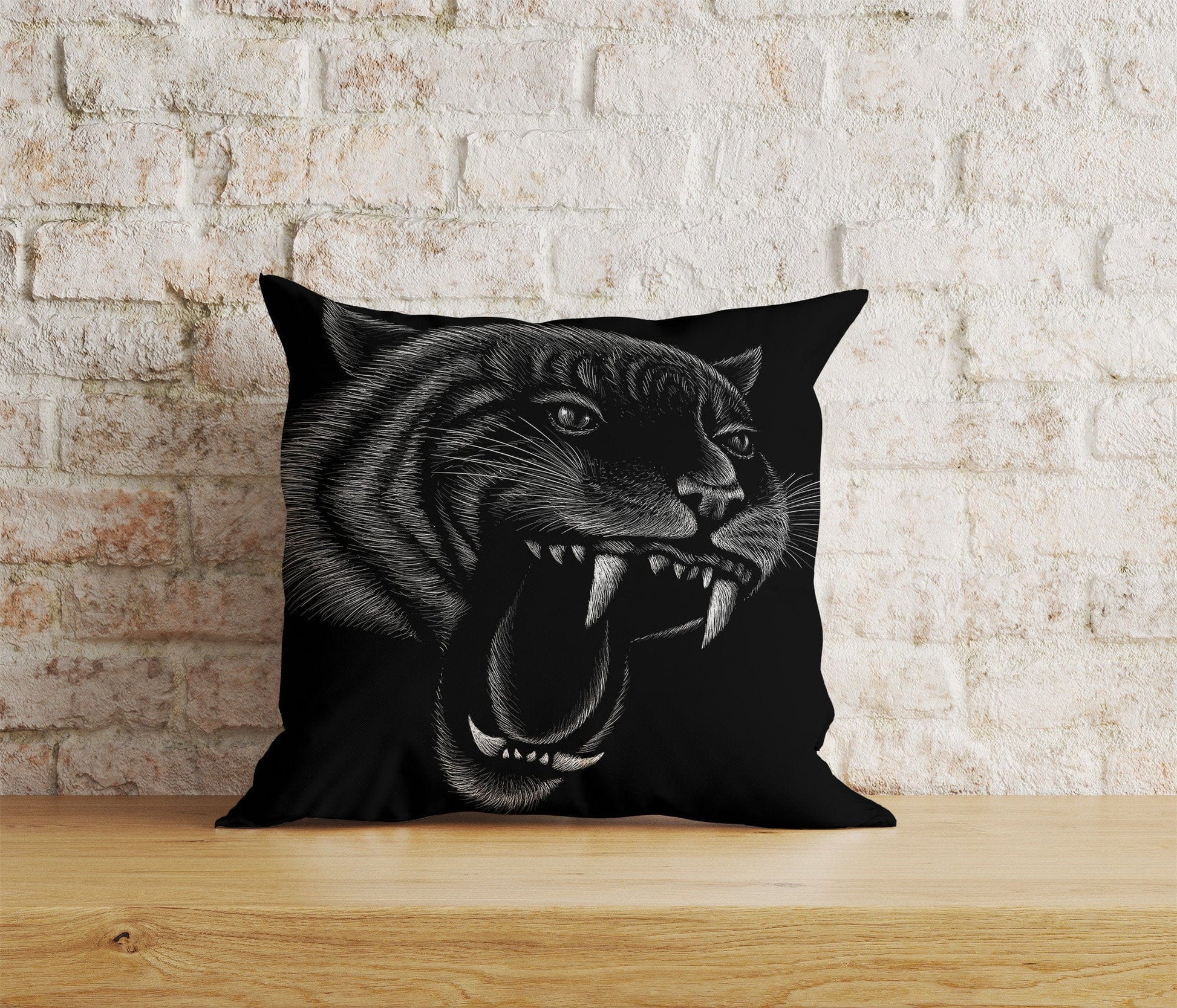 Onay Home Textile Cushion Covers 3 / 12 x 12 inch (30 x 30 cm) Double Side Black Tiger Pillow Covers Black and White Lion Pillow Covers