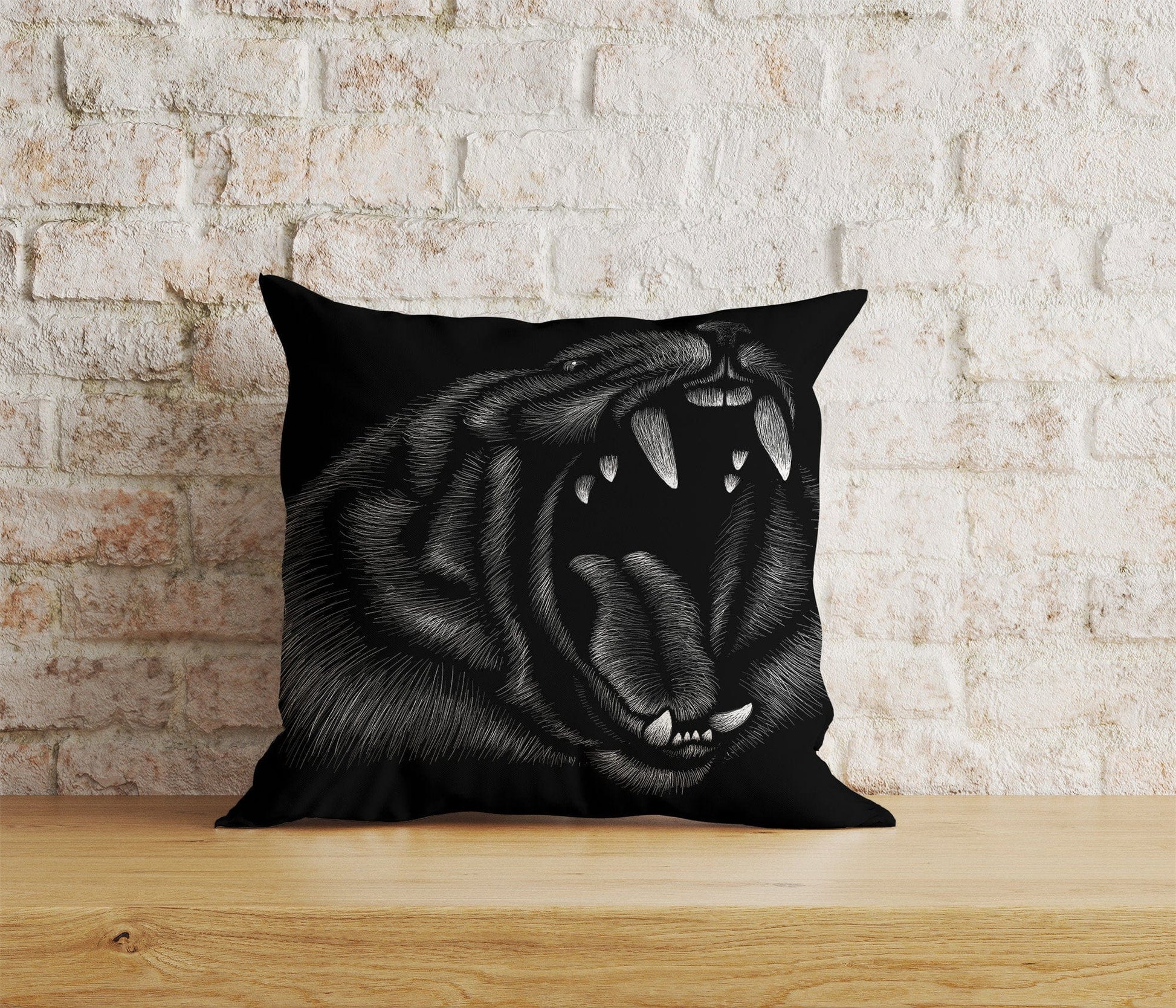 Onay Home Textile Cushion Covers 2 / 12 x 12 inch (30 x 30 cm) Double Side Black Tiger Pillow Covers Black and White Lion Pillow Covers