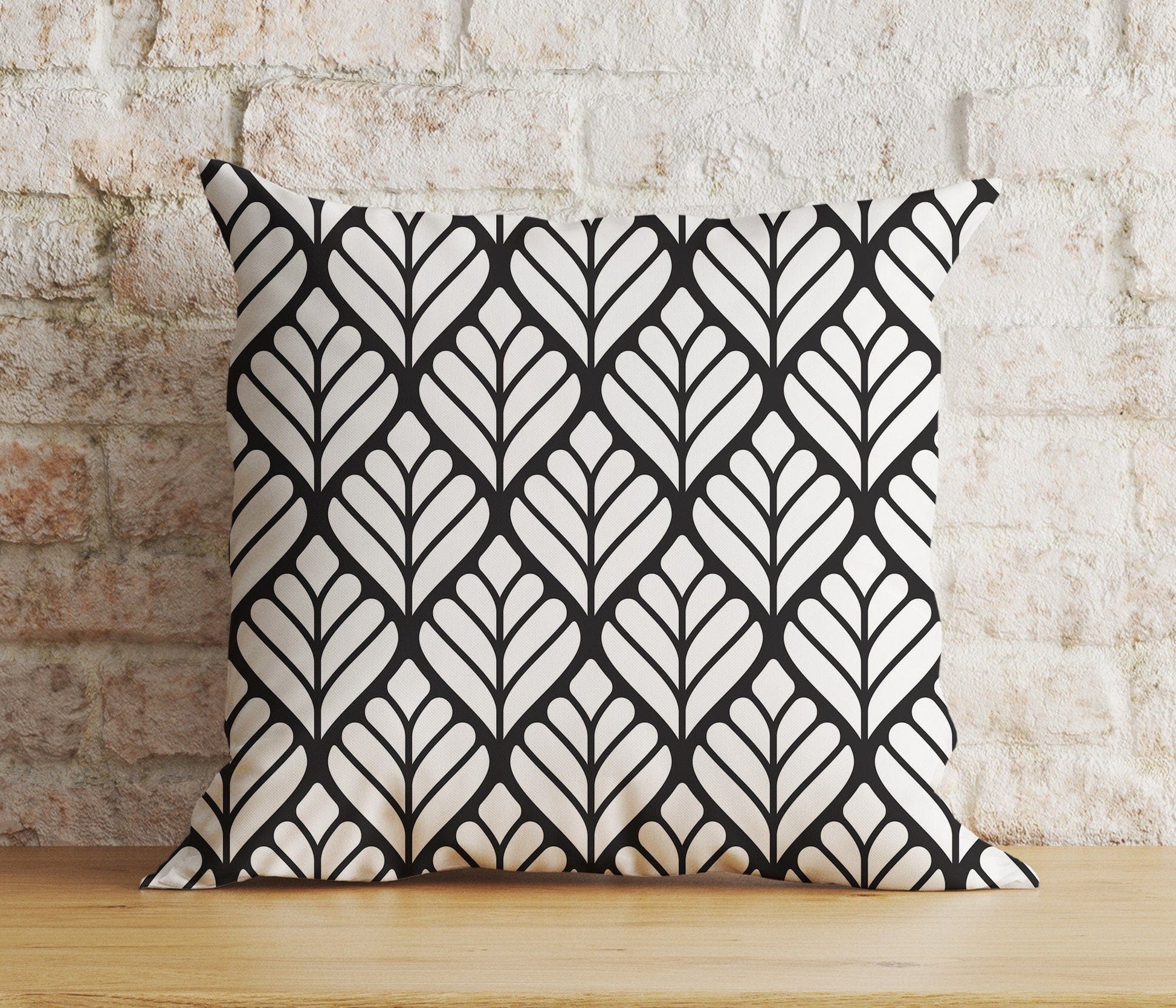 Onay 3 / 12 x 12 inch (30 x 30 cm) Double Side Black & White Cushion Cover Geometric Leaf Pillow Cover Modern Living Room