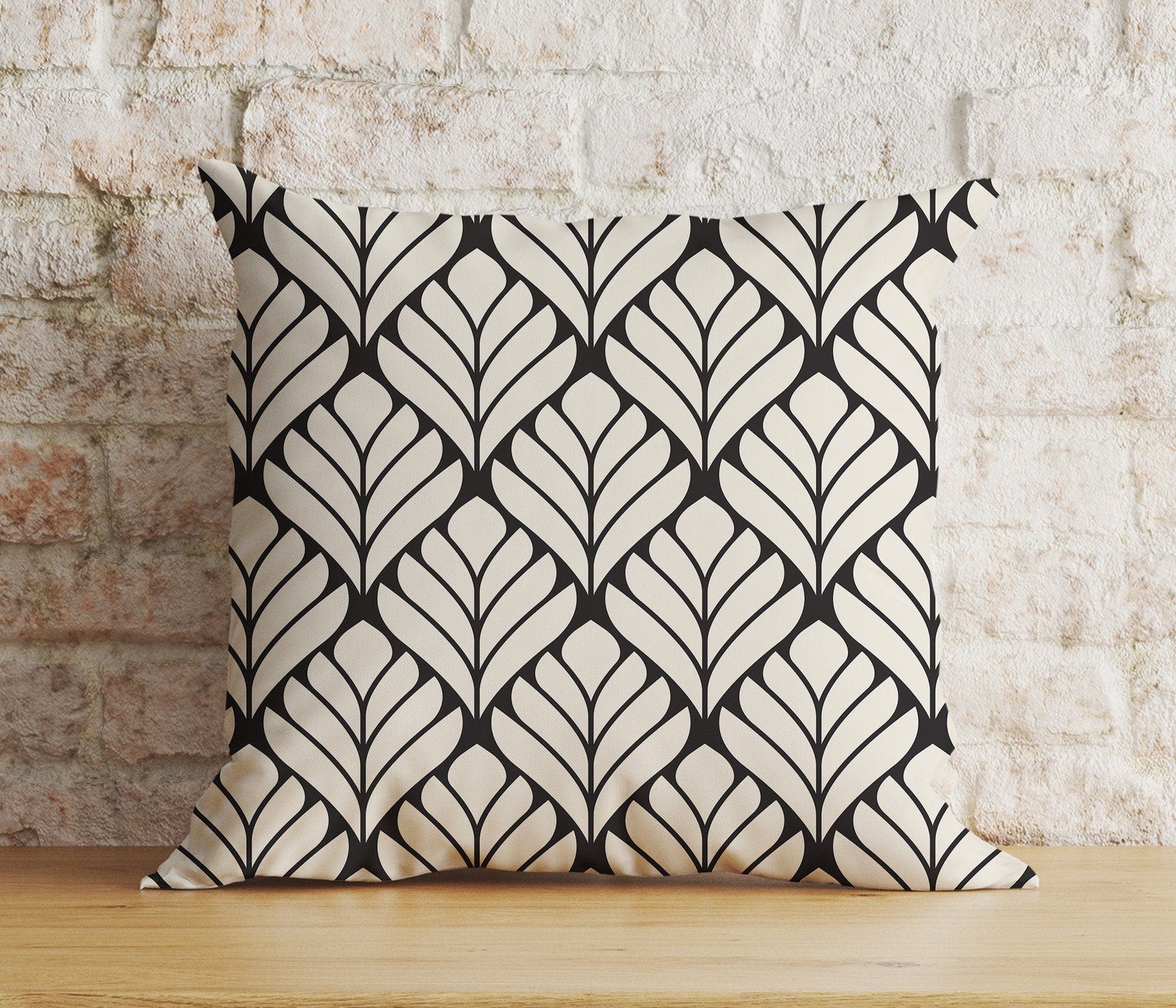 Onay 2 / 12 x 12 inch (30 x 30 cm) Double Side Black & White Cushion Cover Geometric Leaf Pillow Cover Modern Living Room
