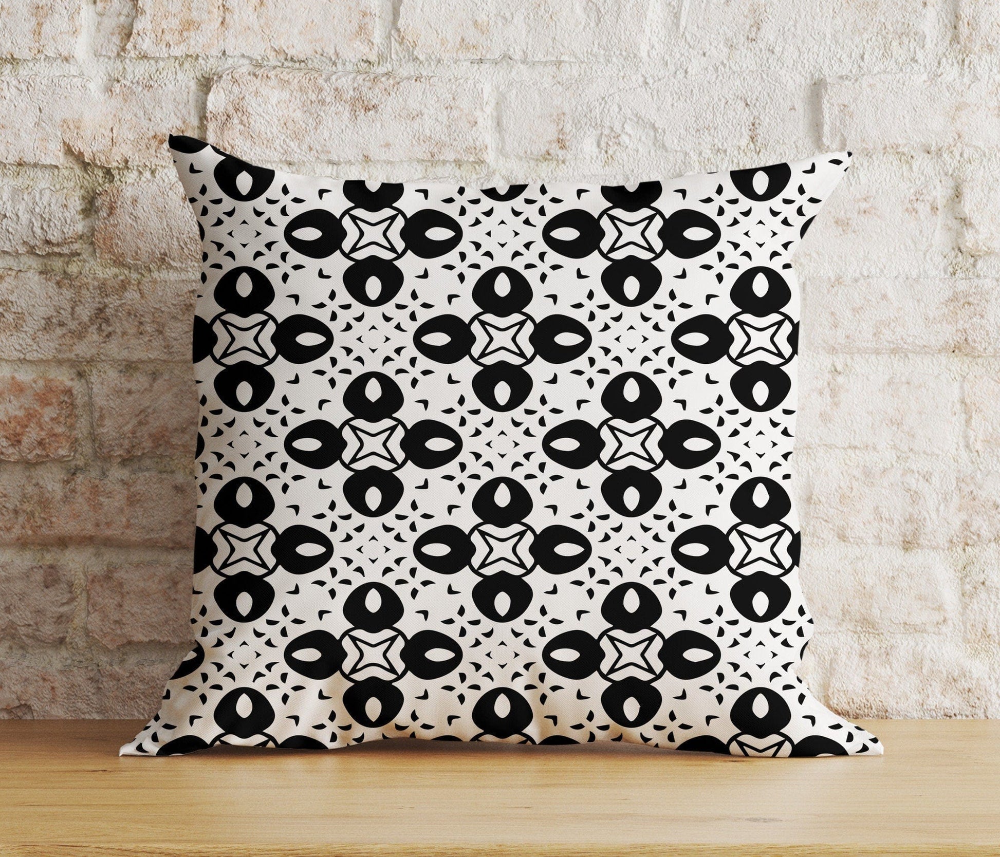 Onay 1 / 12 x 12 inch (30 x 30 cm) Double Side Black & White Cushion Cover Geometric Leaf Pillow Cover Modern Living Room