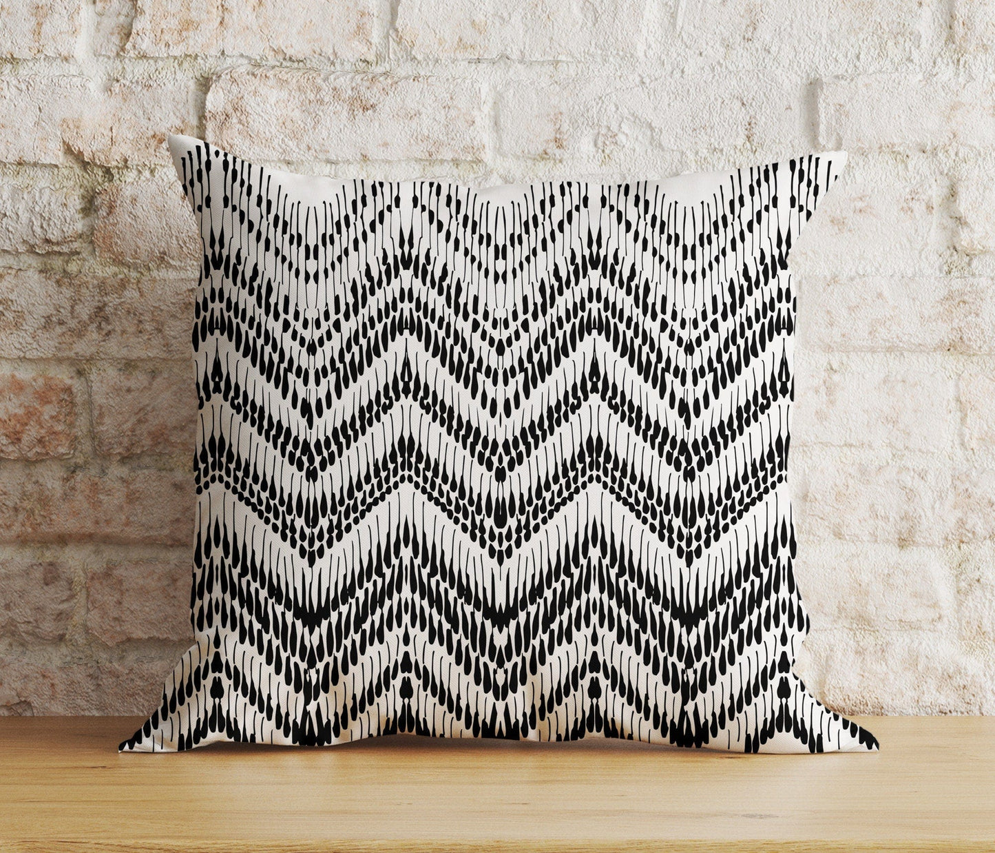 Onay 8 / 12 x 12 inch (30 x 30 cm) Double Side Black & White Southwestern Cushion Cover Aztec Turkish Kilim Farmhouse Decoration