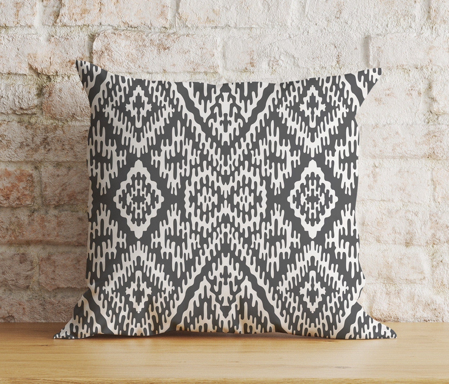 Onay 6 / 12 x 12 inch (30 x 30 cm) Double Side Black & White Southwestern Cushion Cover Aztec Turkish Kilim Farmhouse Decoration