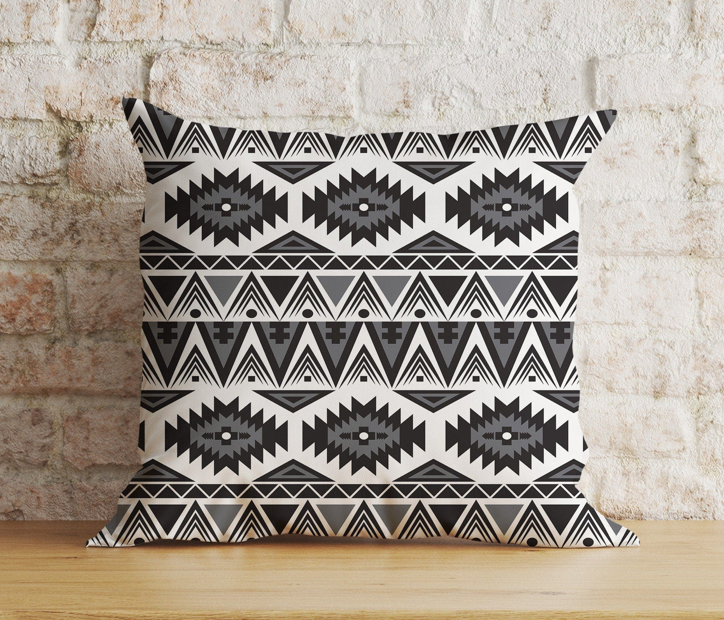 Onay 5 / 12 x 12 inch (30 x 30 cm) Double Side Black & White Southwestern Cushion Cover Aztec Turkish Kilim Farmhouse Decoration
