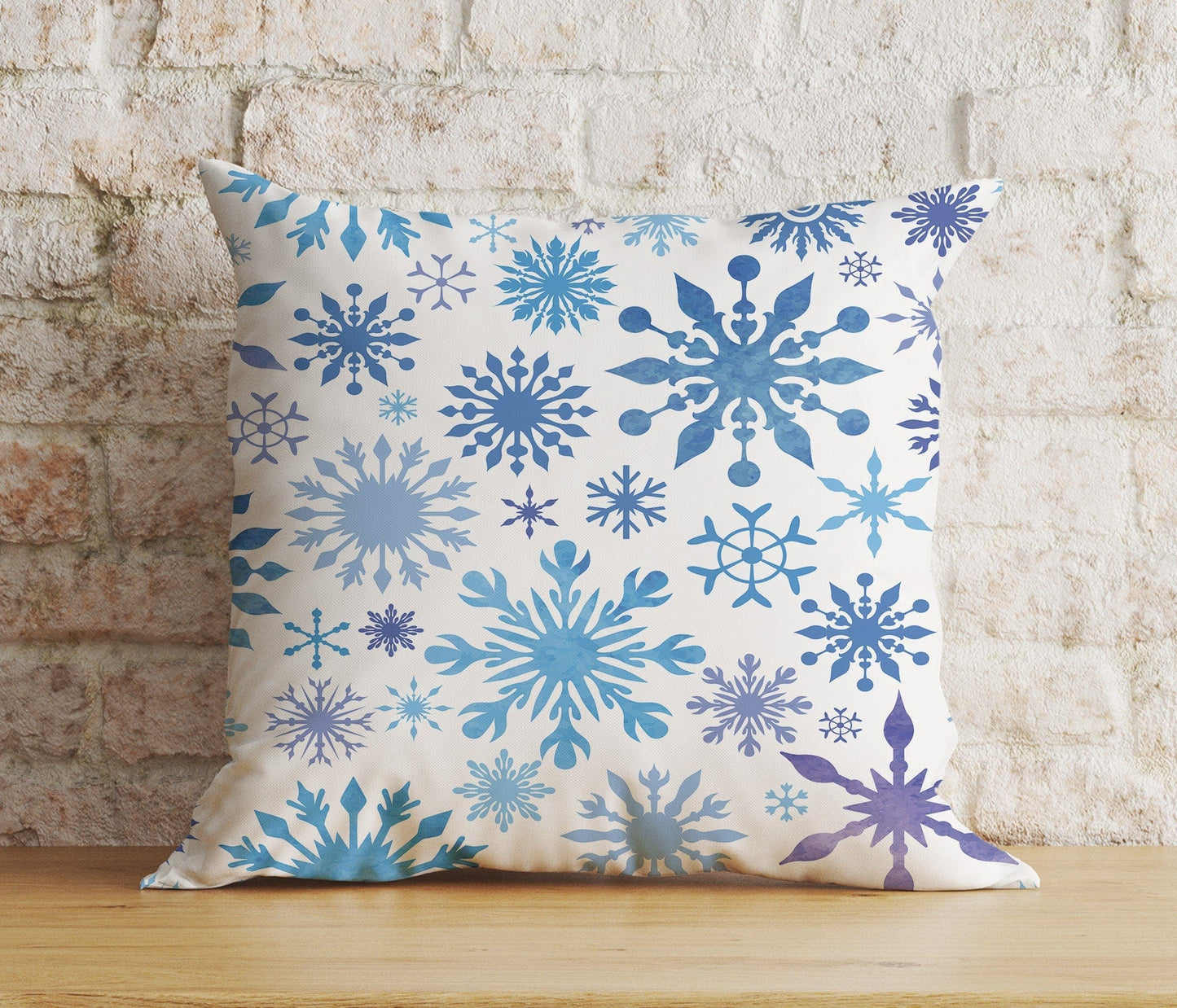 Onay 5 / 12 x 12 inch (30 x 30 cm) Double Side Blue Festive Winter Snowflakes Christmas Print Cushion Covers