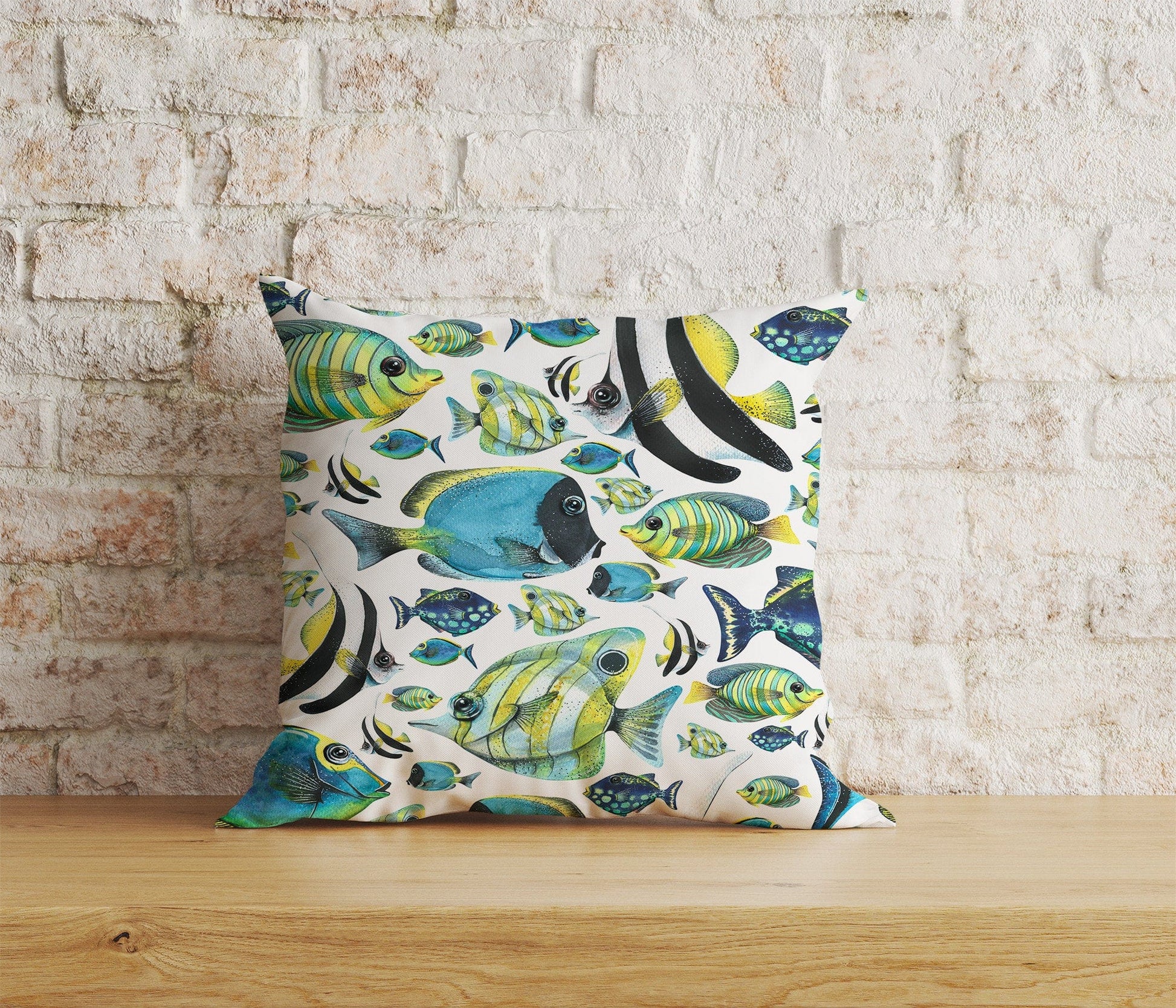 Onay Home Textile Cushion Covers 4 / 12 x 12 inch (30 x 30 cm) Double Side Bright Blue Fish Aquarium Cushion Covers Nautical Ocean