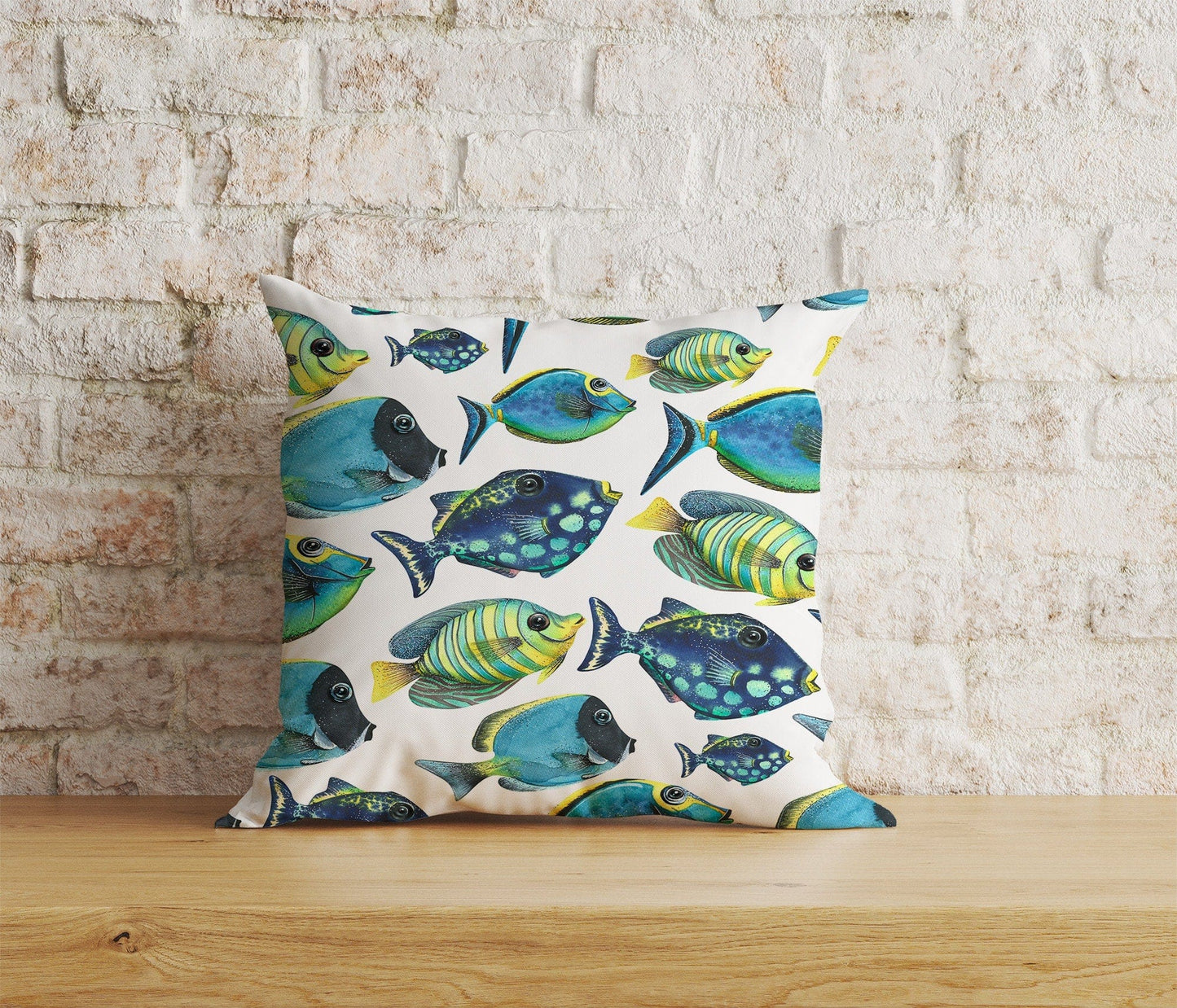 Onay Home Textile Cushion Covers 2 / 12 x 12 inch (30 x 30 cm) Double Side Bright Blue Fish Aquarium Cushion Covers Nautical Ocean