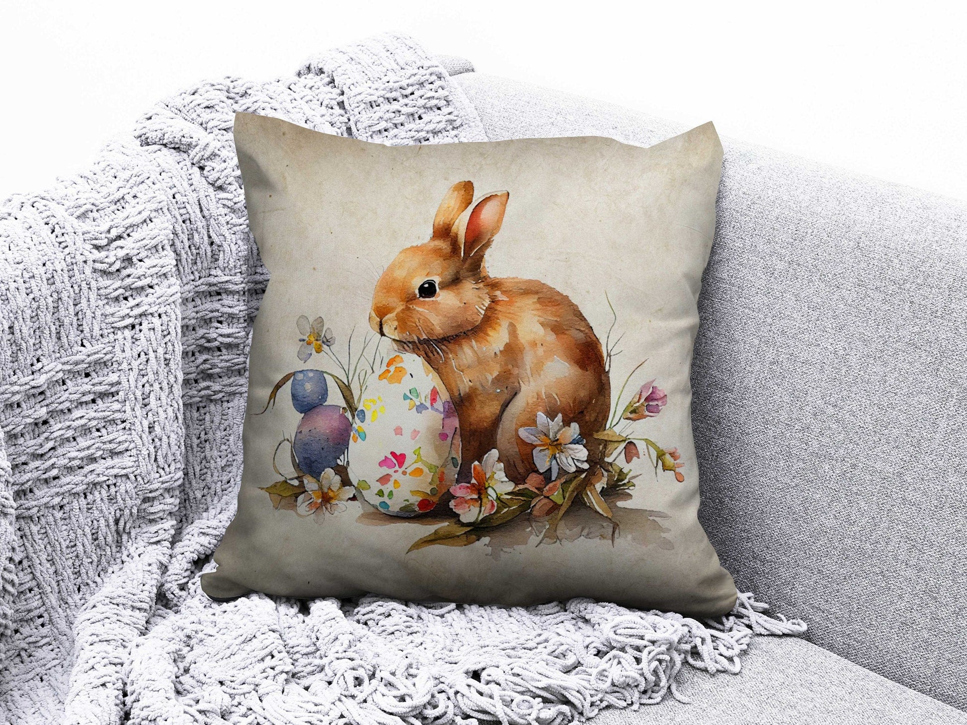 Onay 5 / 12 x 12 inch (30 x 30 cm) Easter Bunny and Easter Basket With Eggs Cushion Cover