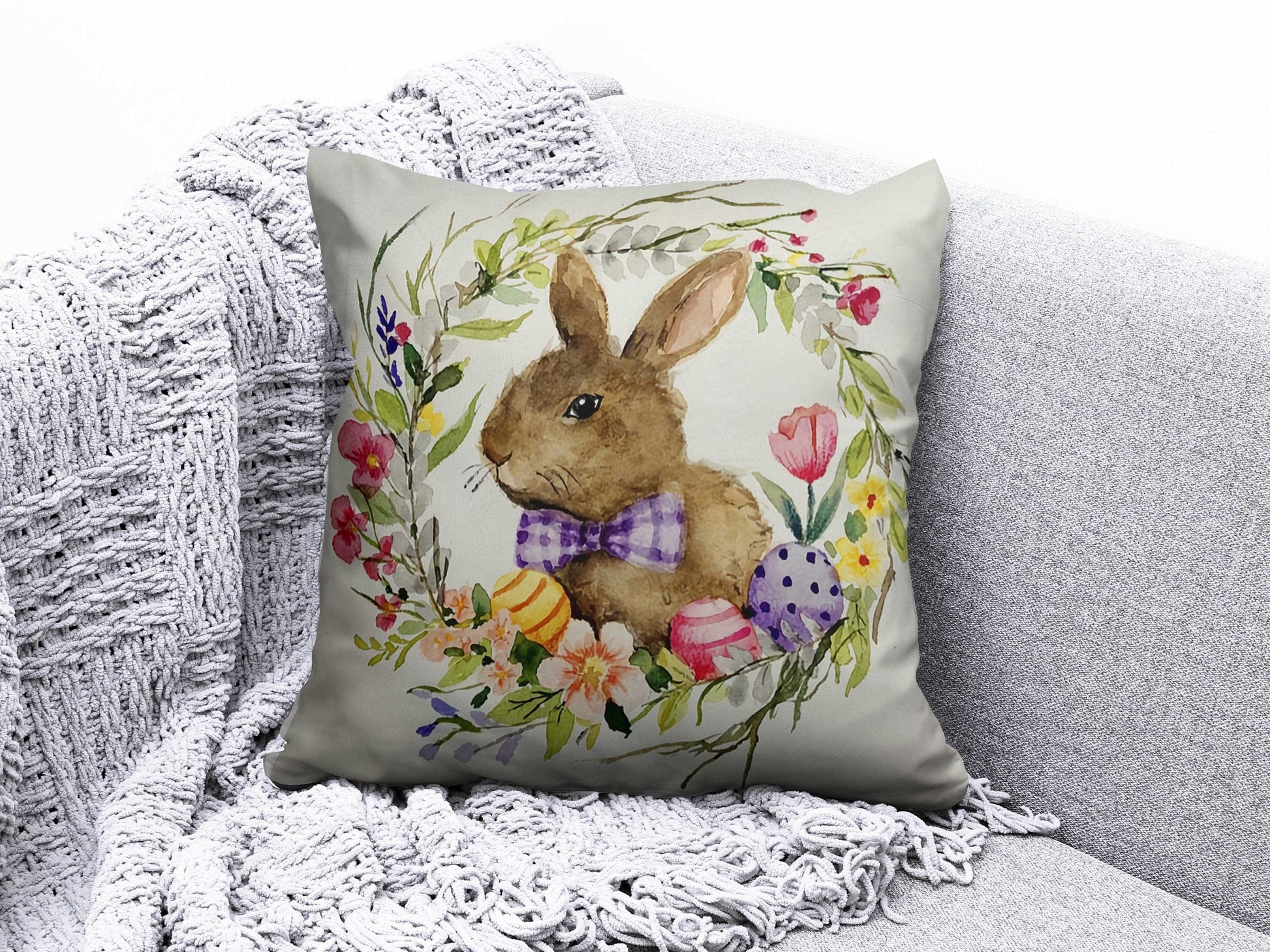 Onay 1 / 12 x 12 inch (30 x 30 cm) Easter Bunny and Easter Basket With Eggs Cushion Cover