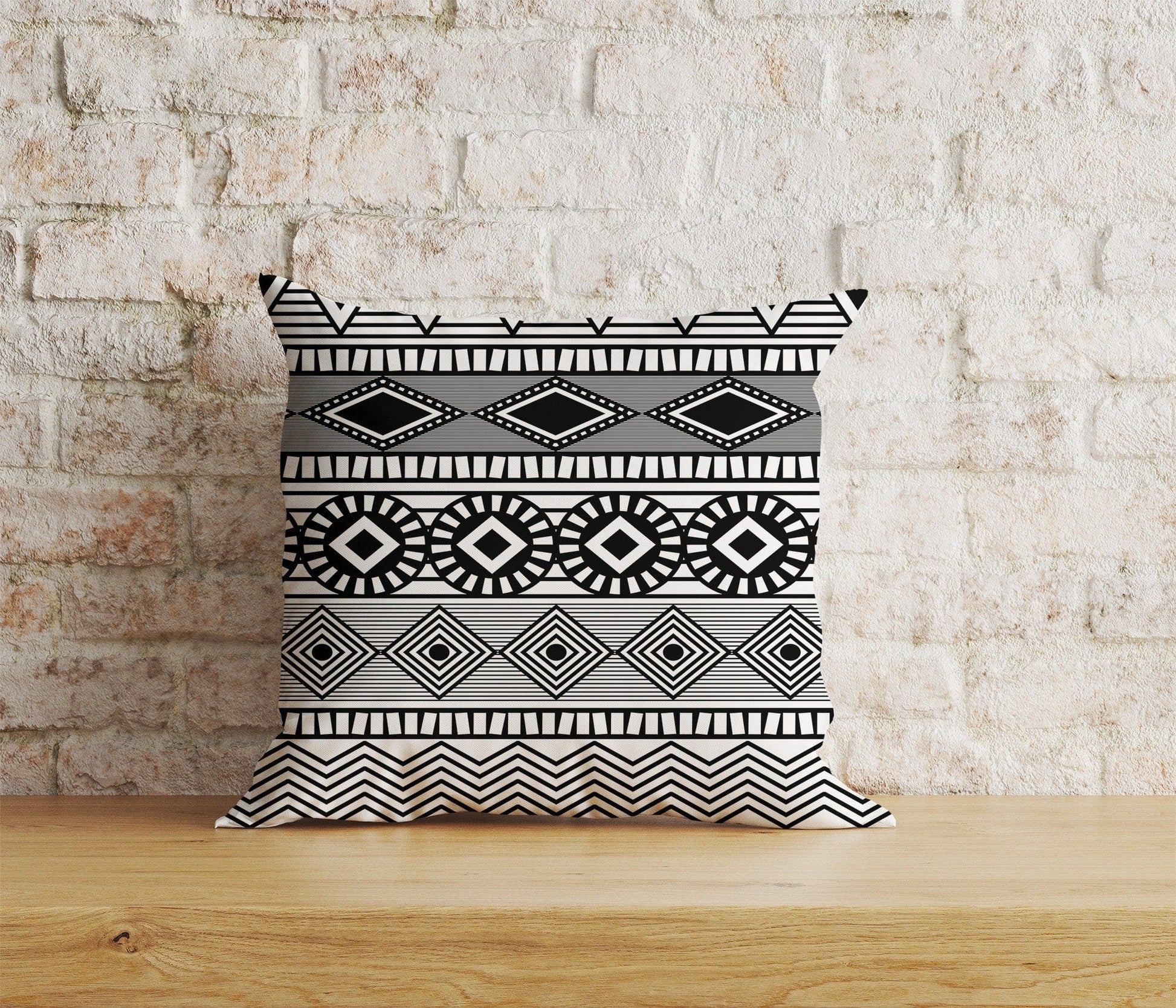 Onay 8 / 12 x 12 inch (30 x 30 cm) Ethnic African Design Rustic Geometric Decor Cushion Covers