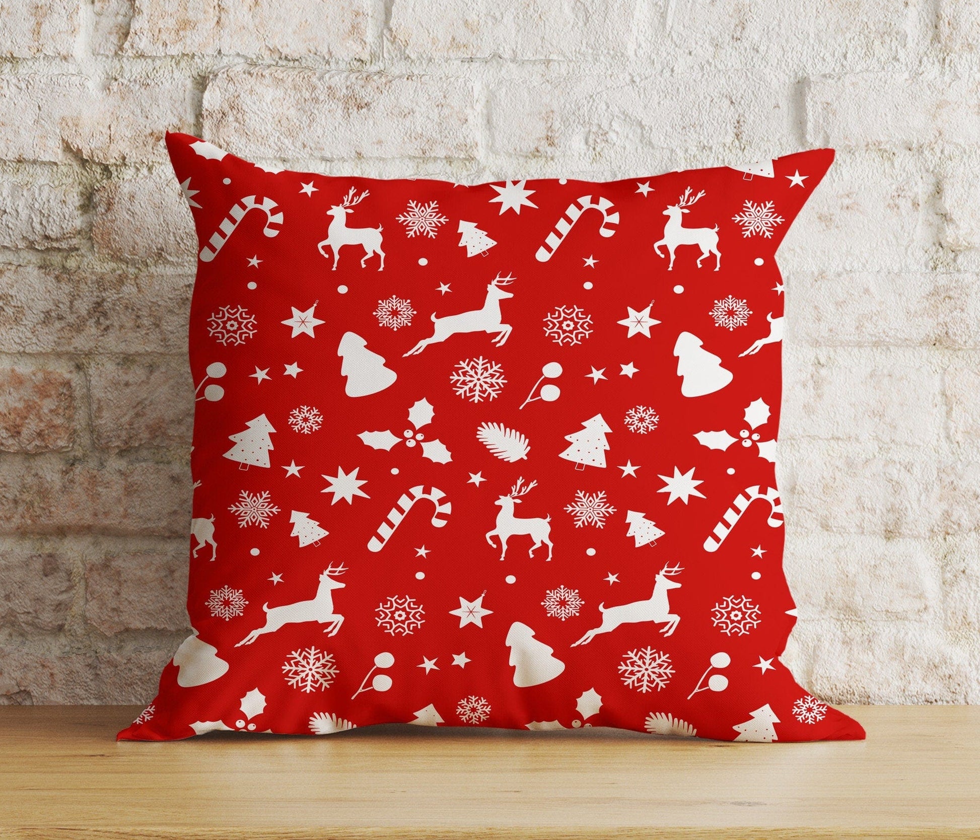 Onay 6 / 12 x 12 inch (30 x 30 cm) Double Side Gold Red and White Xmas Reindeer Snowflakes Cushion Cover