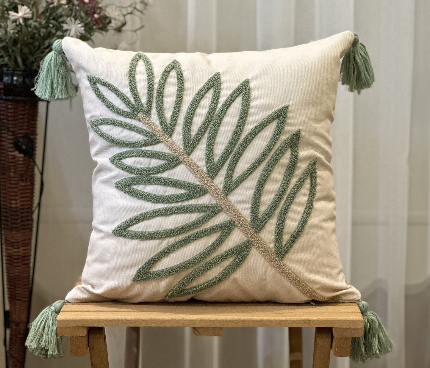 Onay Home Textile Green Palm Leaves Punch Needle Cushion Cover 17x17 Inches