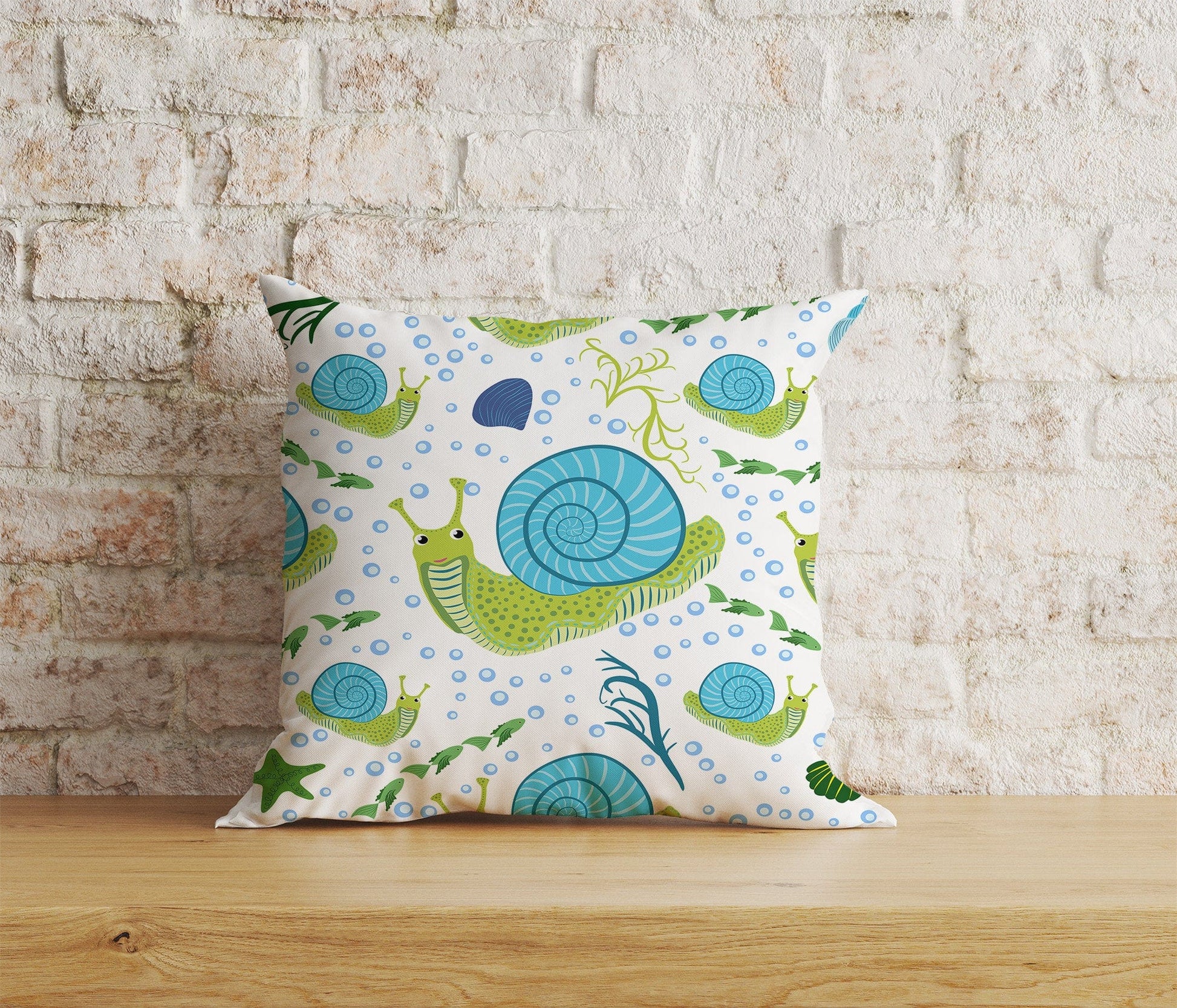 Onay Home Textile Cushion Covers 4 / 12 x 12 inch (30 x 30 cm) Double Side Green Snail Cushion Cover Square Pillow Cover Bug Pillows