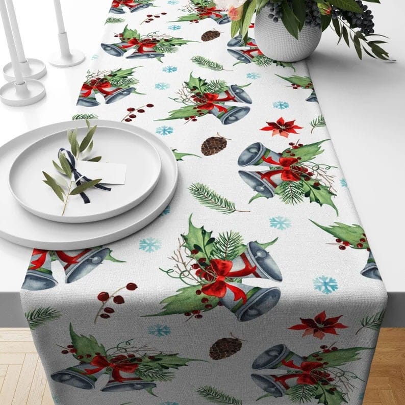 Onay 3 / 12 x 46 inch (30 x 120 cm) Ho Ho Ho Christmas Pine Tree Green & Red Table Runner