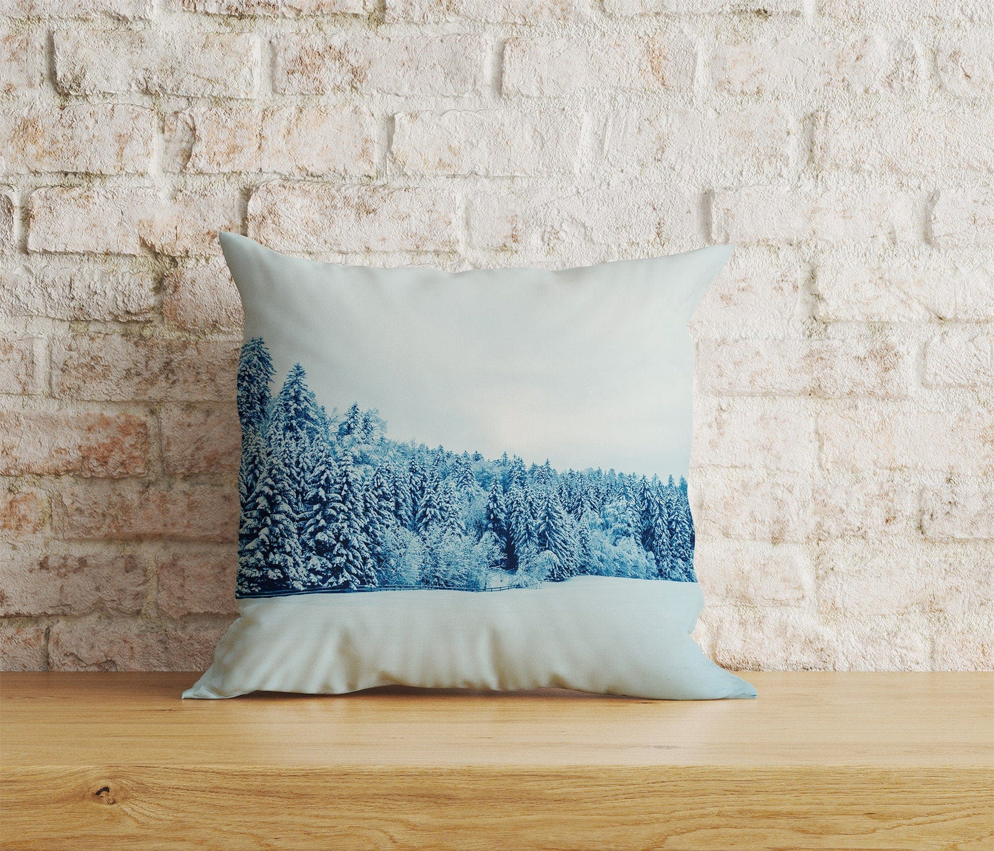 Onay 7 / 12 x 12 inch (30 x 30 cm) Double Side House Under Snow Pine Tree Christmas Cushion Cover