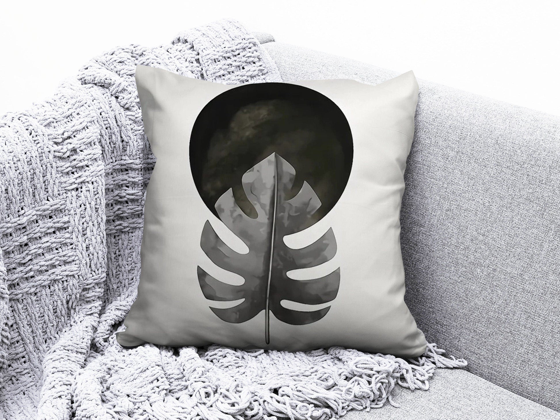 Onay 1 / 12 x 12 inch (30 x 30 cm) Minimalist Drawings Black Abstract Pattern Cushion Cover