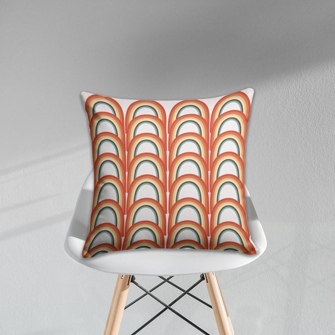 Onay 2 / 12 x 12 inch (30 x 30 cm) Modern Abstract Surreal Groovy Figures Cushion Cover