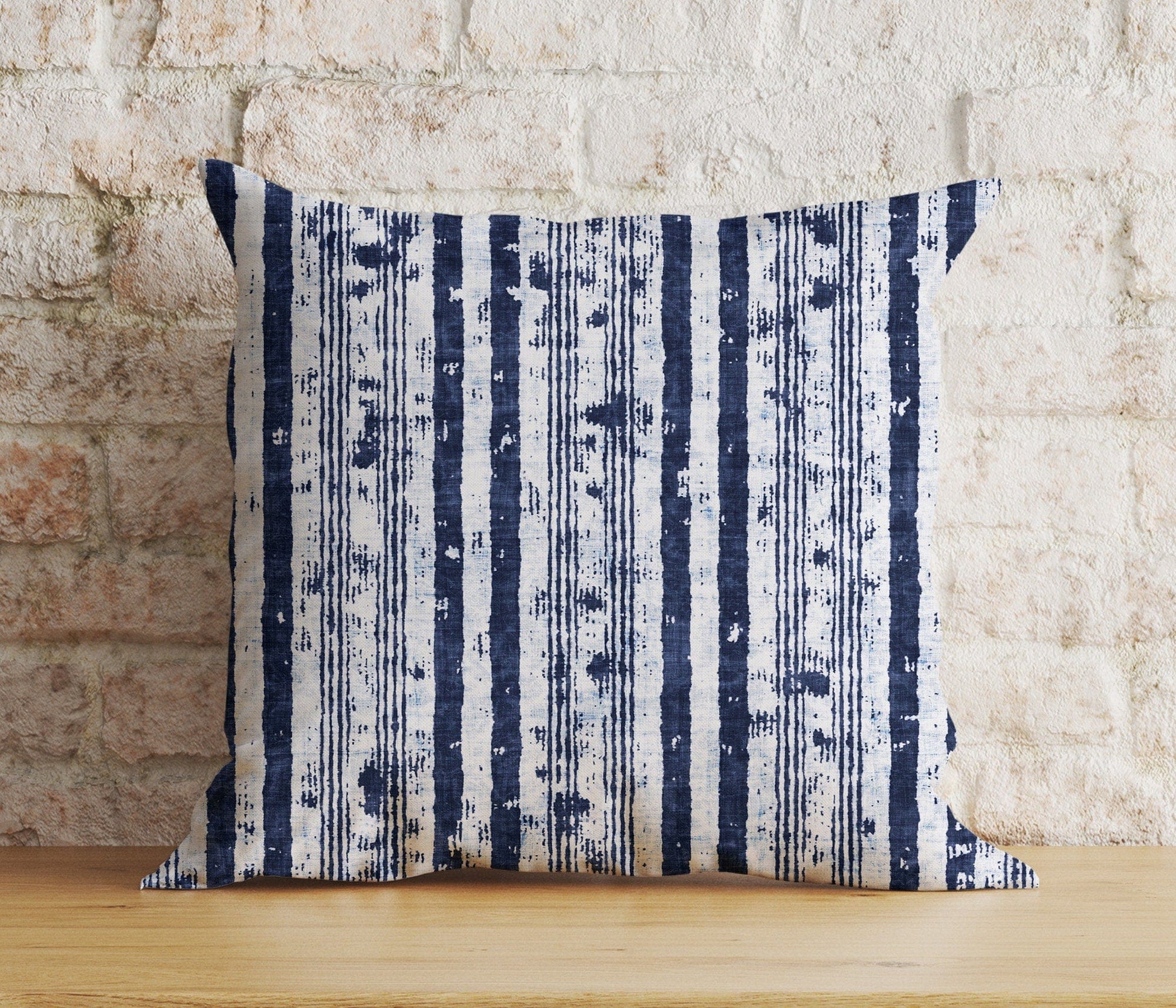 Onay 7 / 12 x 12 inch (30 x 30 cm) Navy Blue Basket Weave Blue Modern Printed Cushion Cover