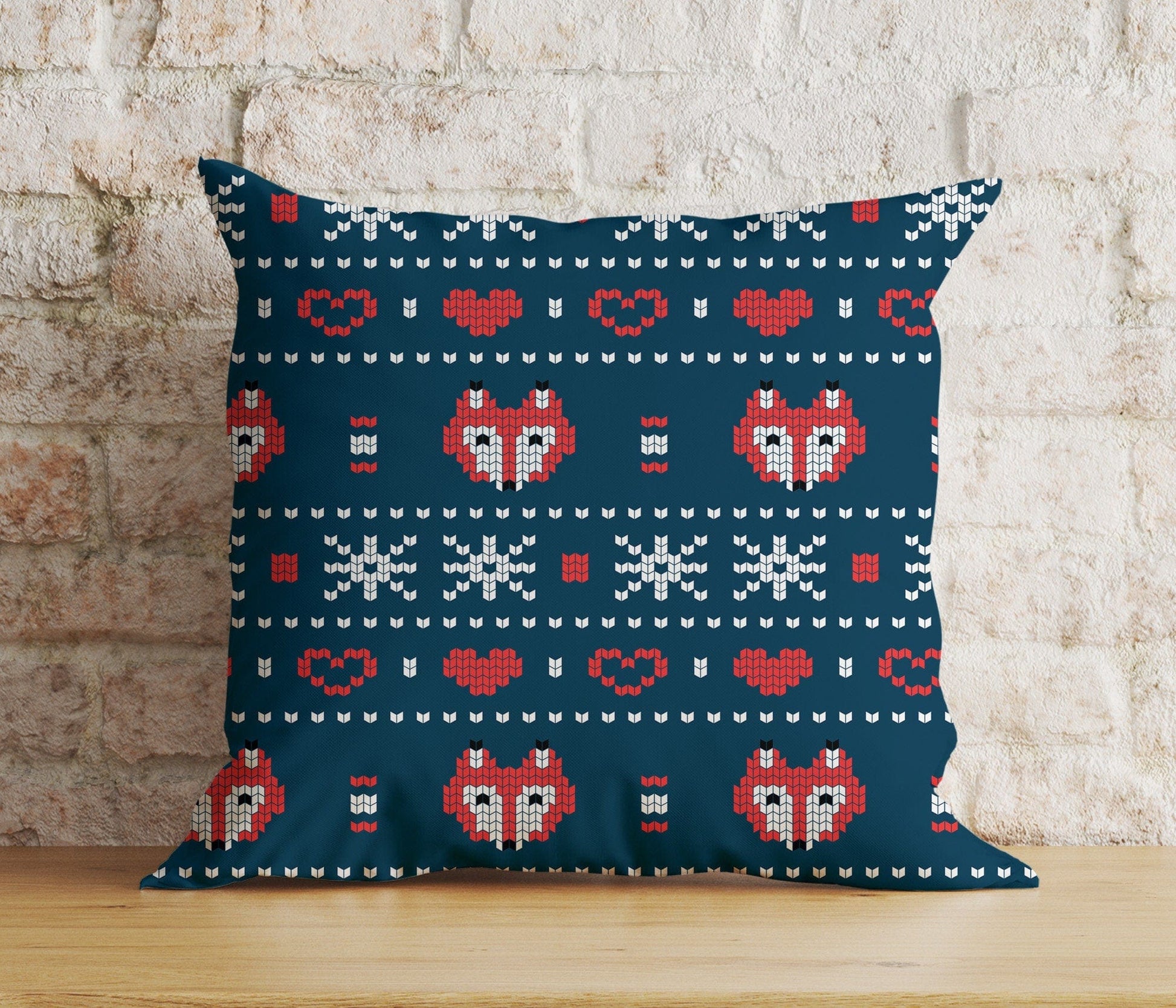 Onay 5 / 12 x 12 inch (30 x 30 cm) Double Side Nordic Xmas Red and Green Knitted Patterns Cushion Cover