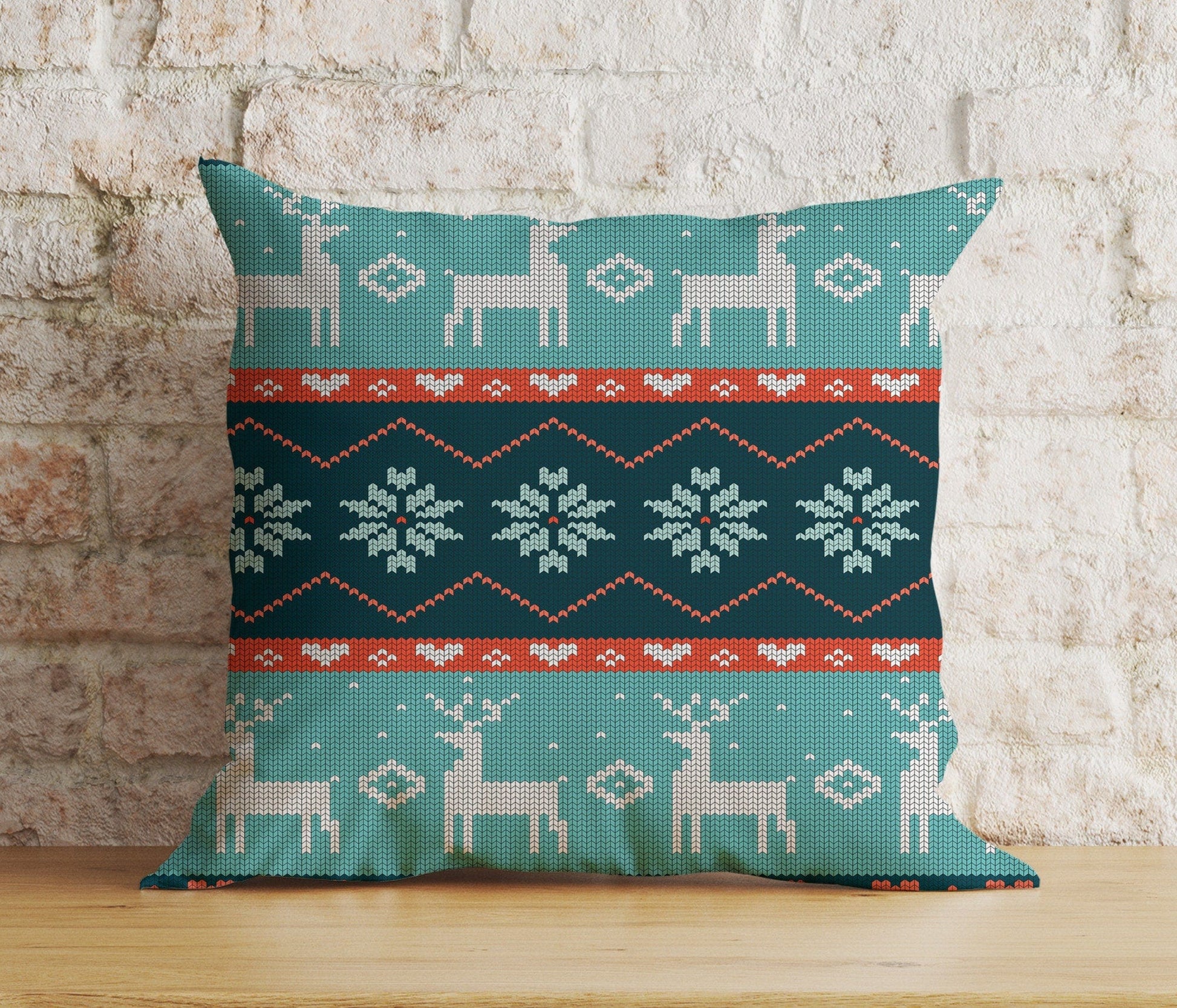 Onay 4 / 12 x 12 inch (30 x 30 cm) Double Side Nordic Xmas Red and Green Knitted Patterns Cushion Cover