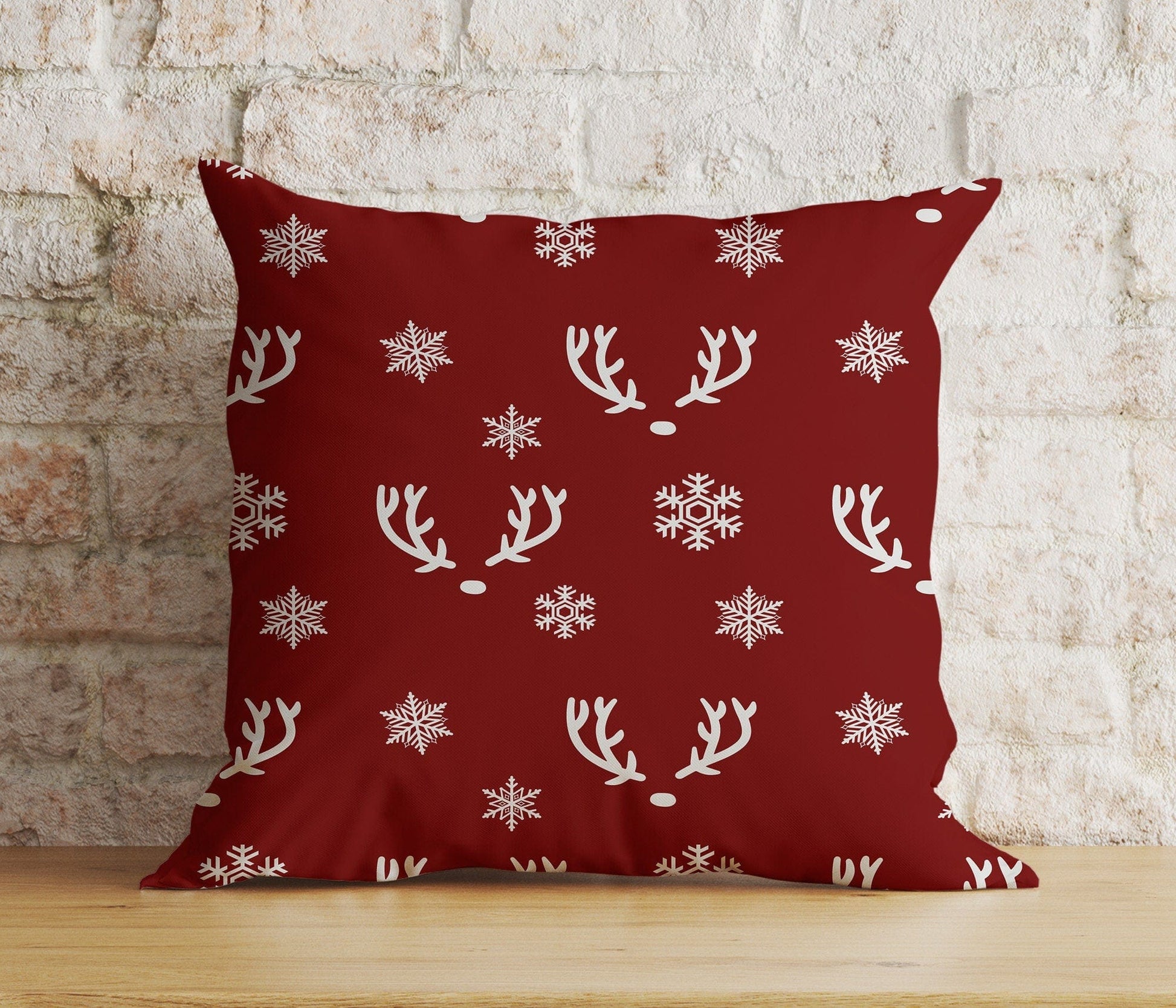 Onay 6 / 12 x 12 inch (30 x 30 cm) Double Side Red Christmas Decoration Snowflake Xmas Cushion Cover