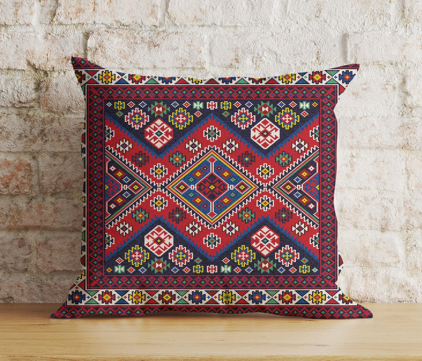 Onay 7 / 12 x 12 inch (30 x 30 cm) Rug Aztec Kilim Traditional Living Decor Cushion Cover