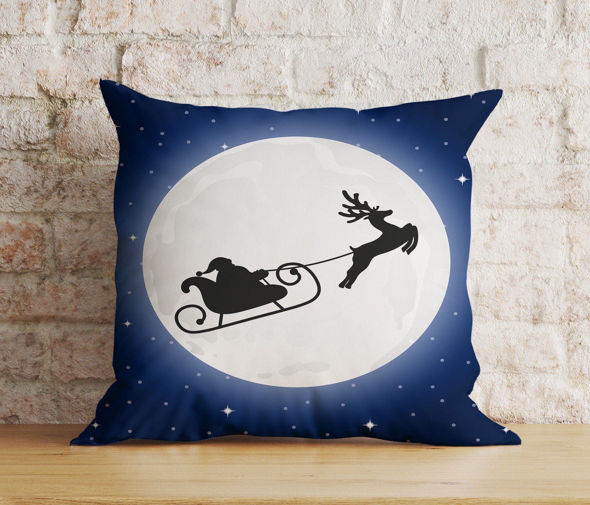Onay 2 / 12 x 12 inch (30 x 30 cm) Double Side Santa's Sleigh Santa Claus Reindeer Winter Cushion Cover