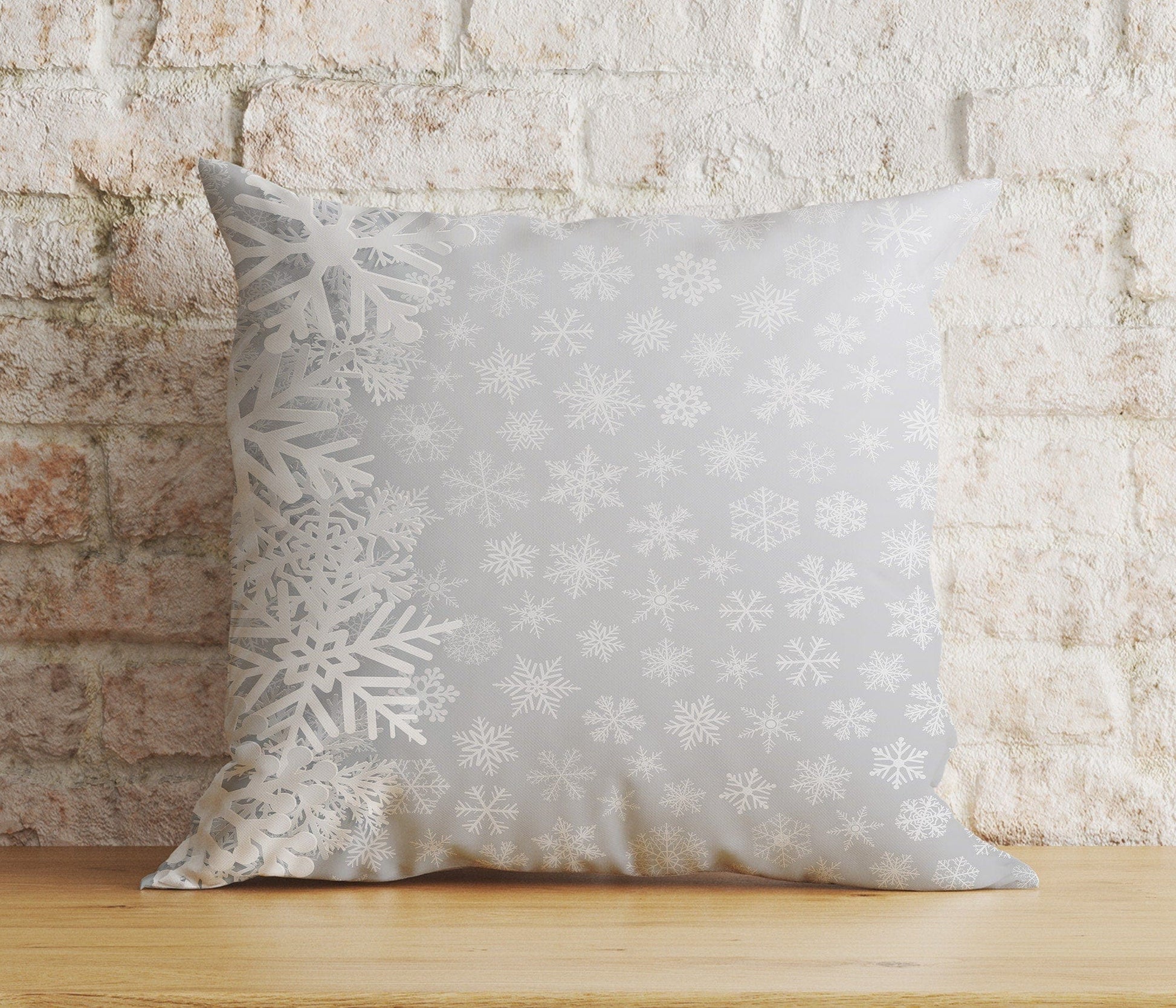 Onay 8 / 12 x 12 inch (30 x 30 cm) Double Side Snowflake Patterned Christmas Winter Decor Cushion Covers
