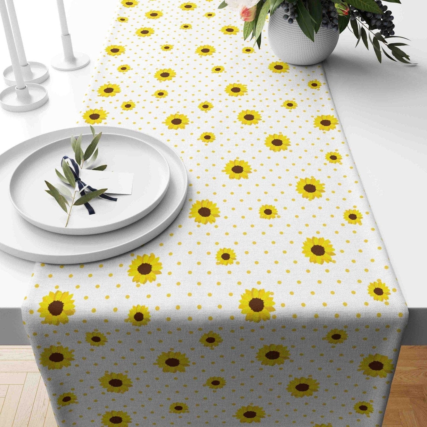 Onay 4 / 12 x 46 inch (30 x 120 cm) Sunflower Yellow Farmhouse Floral Print Table Runner