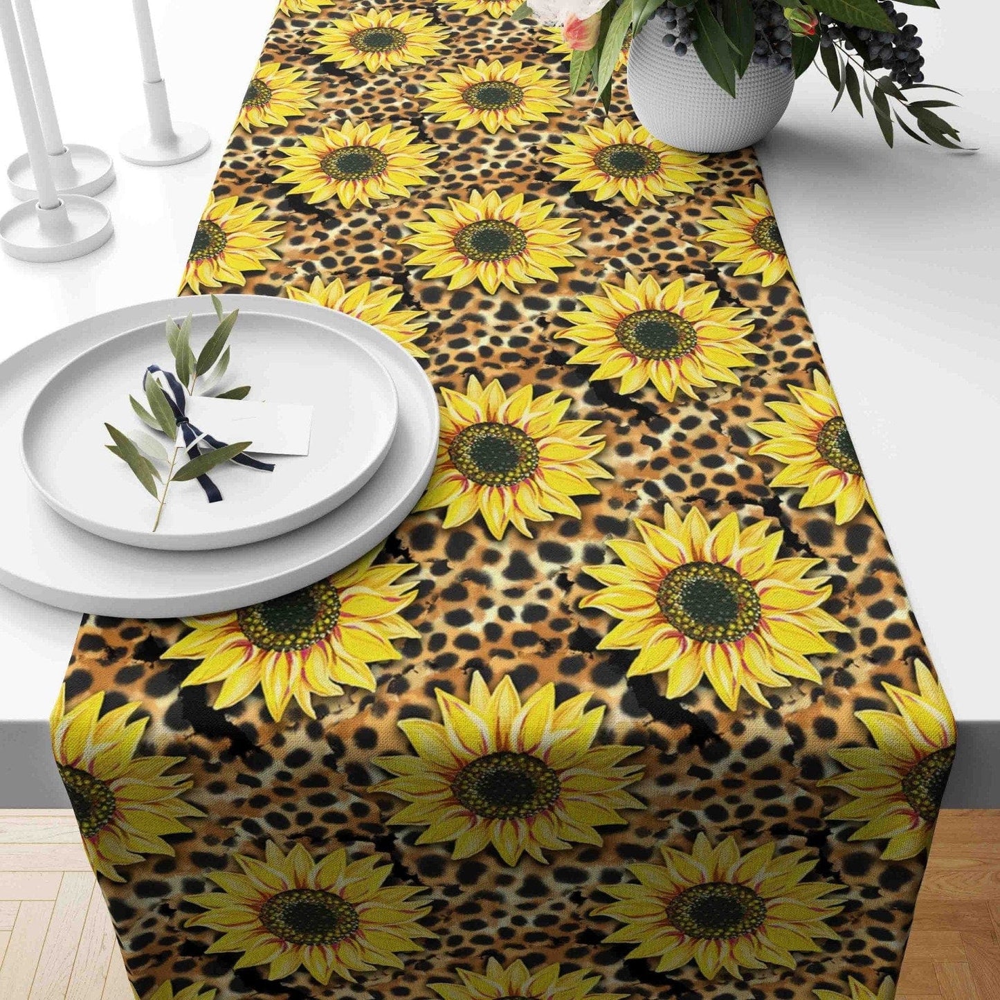 Onay 3 / 12 x 46 inch (30 x 120 cm) Sunflower Yellow Farmhouse Floral Print Table Runner