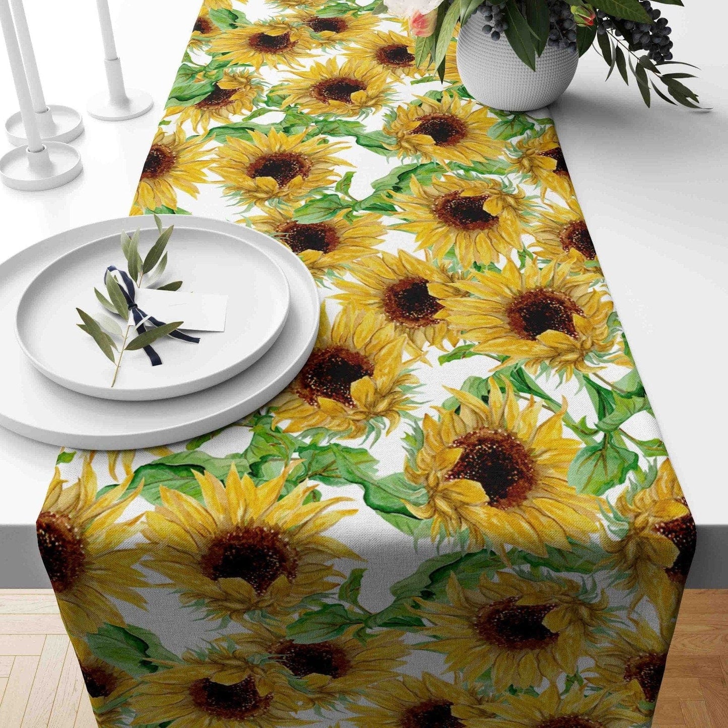 Onay 4 / 12 x 46 inch (30 x 120 cm) Sunflower Yellow Farmhouse Print Table Runner