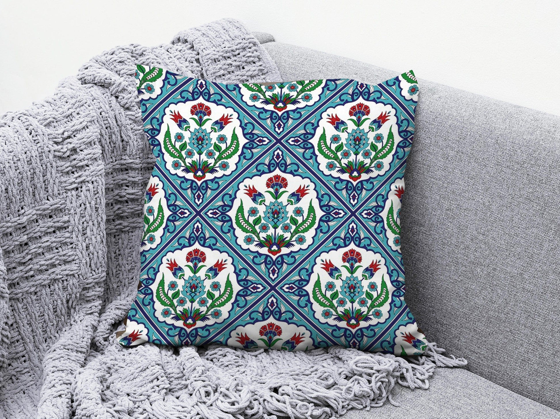 Onay 6 / 12 x 12 inch (30 x 30 cm) Turkish Tulip Ethnic Motifs Authentic Floral Cushion Cover