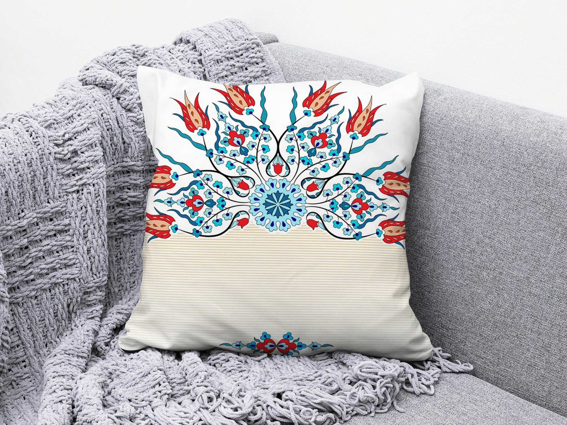 Onay 5 / 12 x 12 inch (30 x 30 cm) Turkish Tulip Ethnic Motifs Authentic Floral Cushion Cover