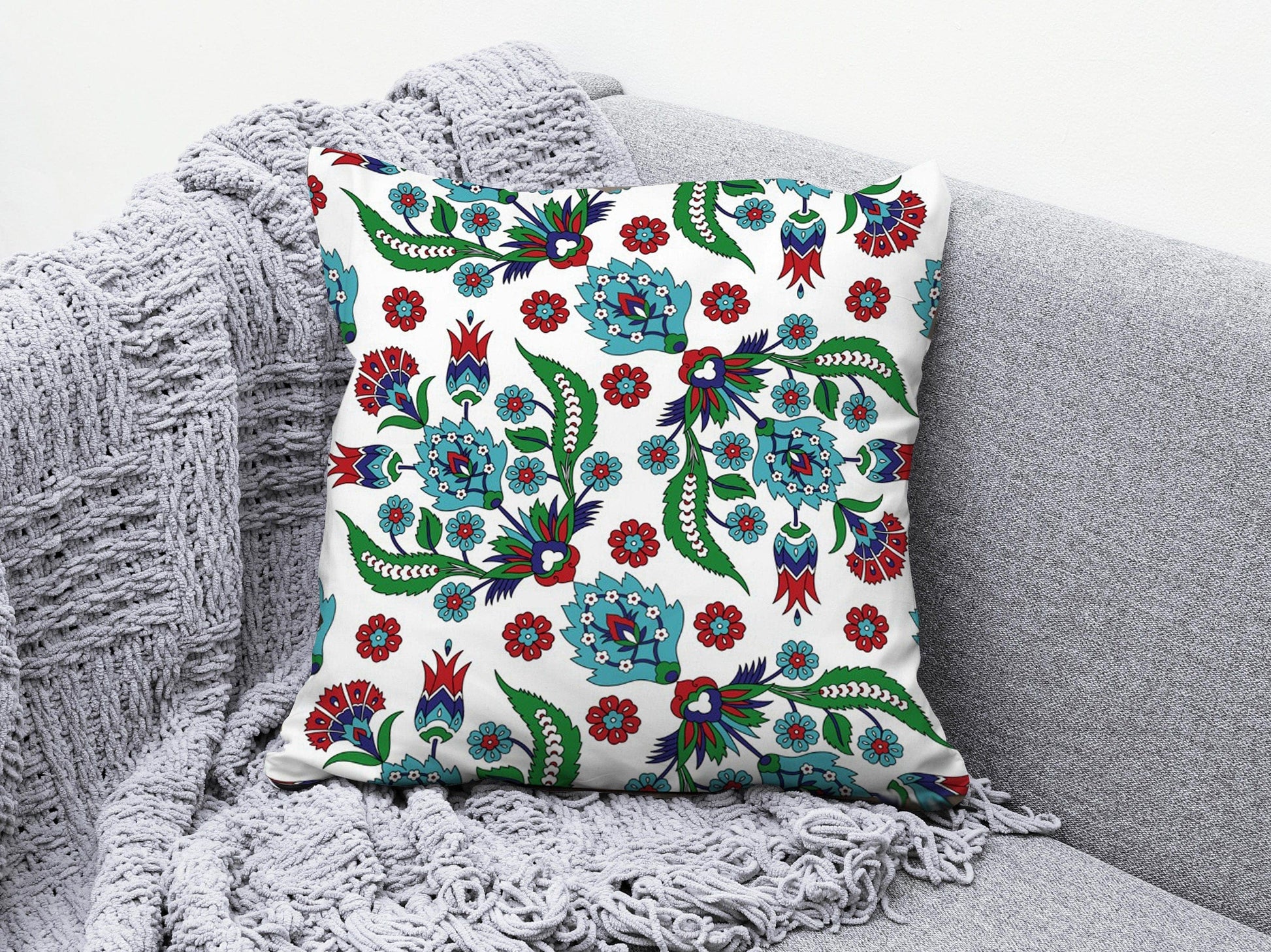 Onay 3 / 12 x 12 inch (30 x 30 cm) Turkish Tulip Ethnic Motifs Authentic Floral Cushion Cover
