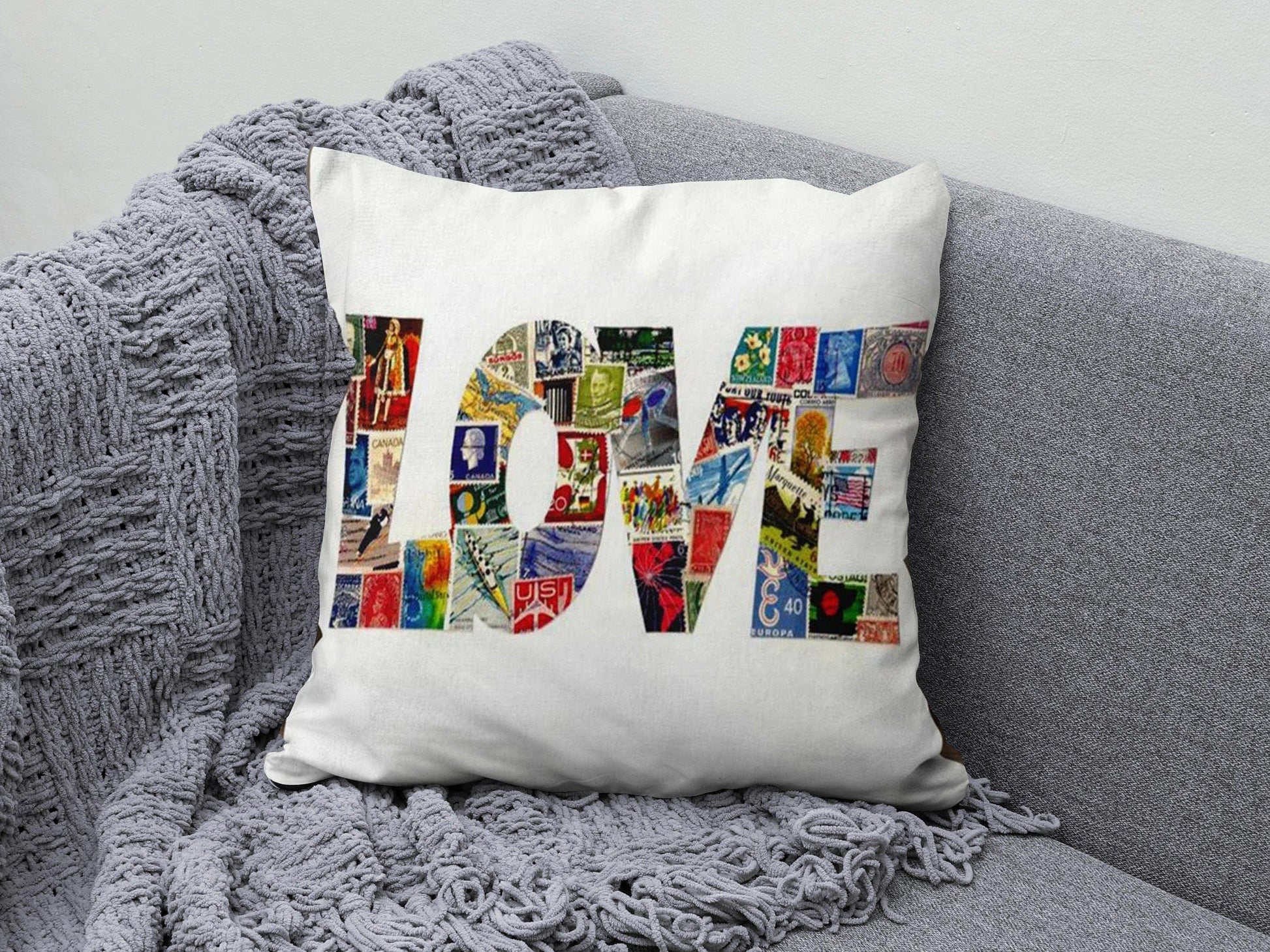 Onay 2 / 12 x 12 inch (30 x 30 cm) Valentine's Day Red Heart Romantic Cushion Cover