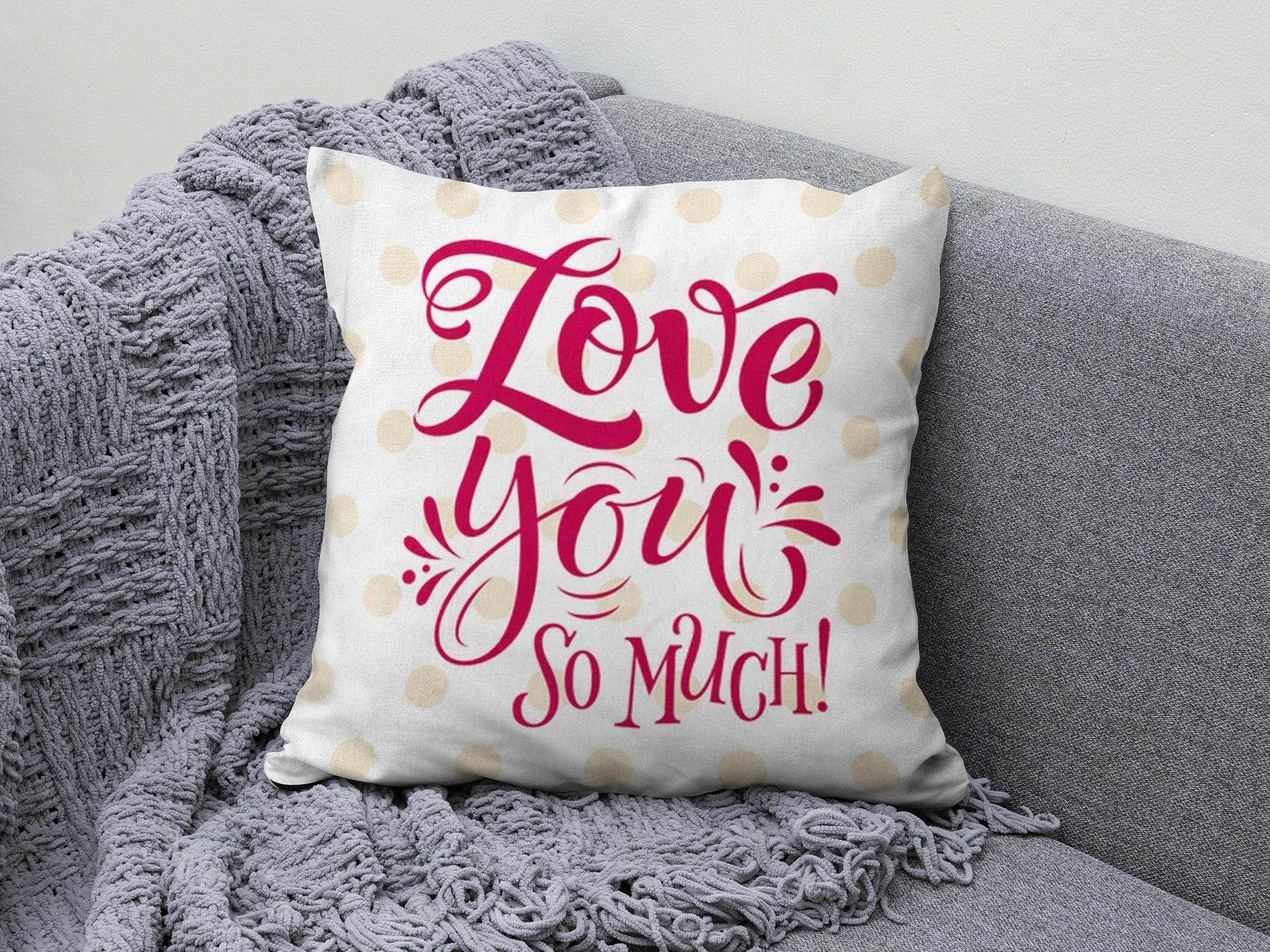 Onay 1 / 12 x 12 inch (30 x 30 cm) Valentine's Day Red Heart Romantic Cushion Cover