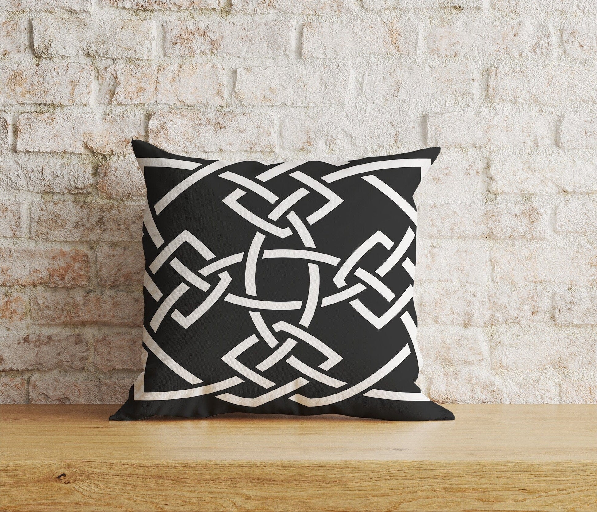 Onay Home Textile Cushion Covers 6 / 12 x 12 inch (30 x 30 cm) Double Side White & Black Celtic Knots Cushion Covers Line Design Pillow