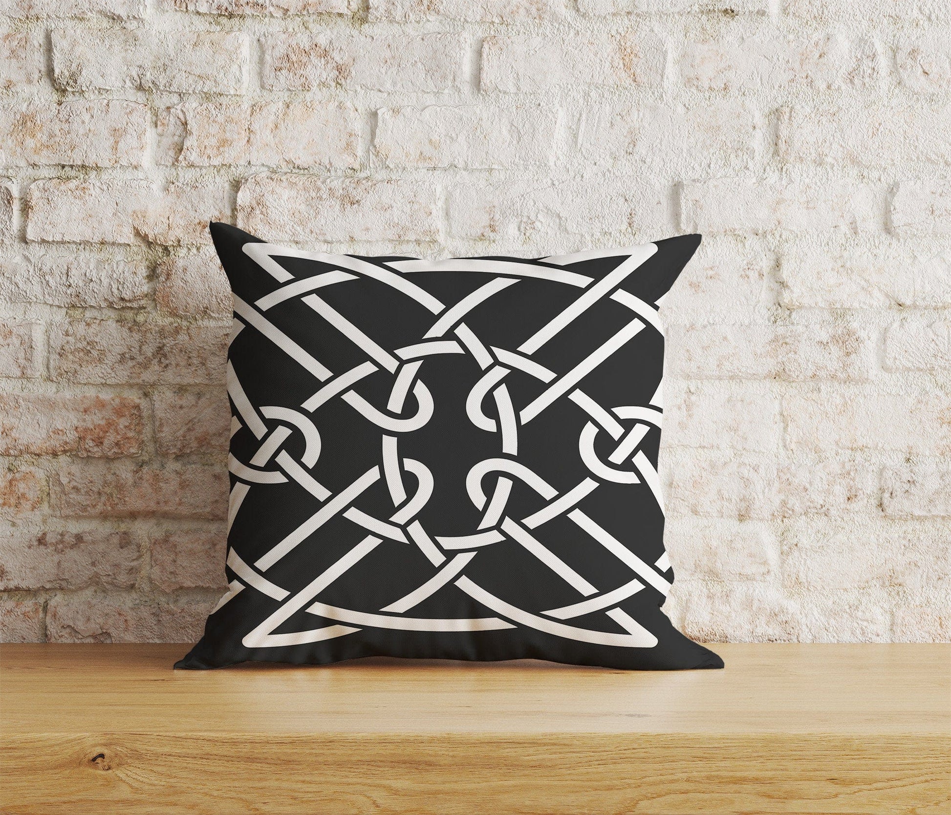 Onay Home Textile Cushion Covers 4 / 12 x 12 inch (30 x 30 cm) Double Side White & Black Celtic Knots Cushion Covers Line Design Pillow