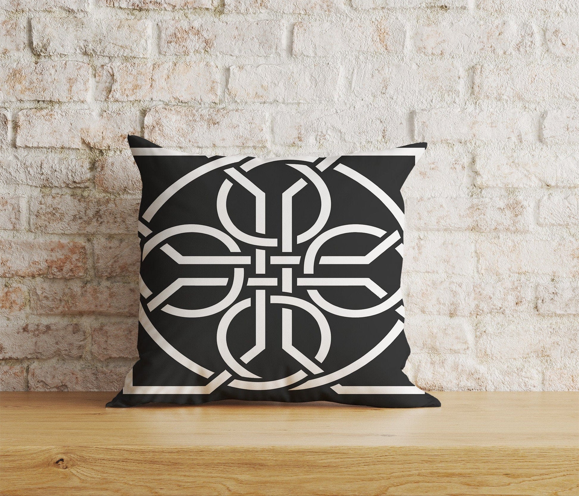 Onay Home Textile Cushion Covers 2 / 12 x 12 inch (30 x 30 cm) Double Side White & Black Celtic Knots Cushion Covers Line Design Pillow