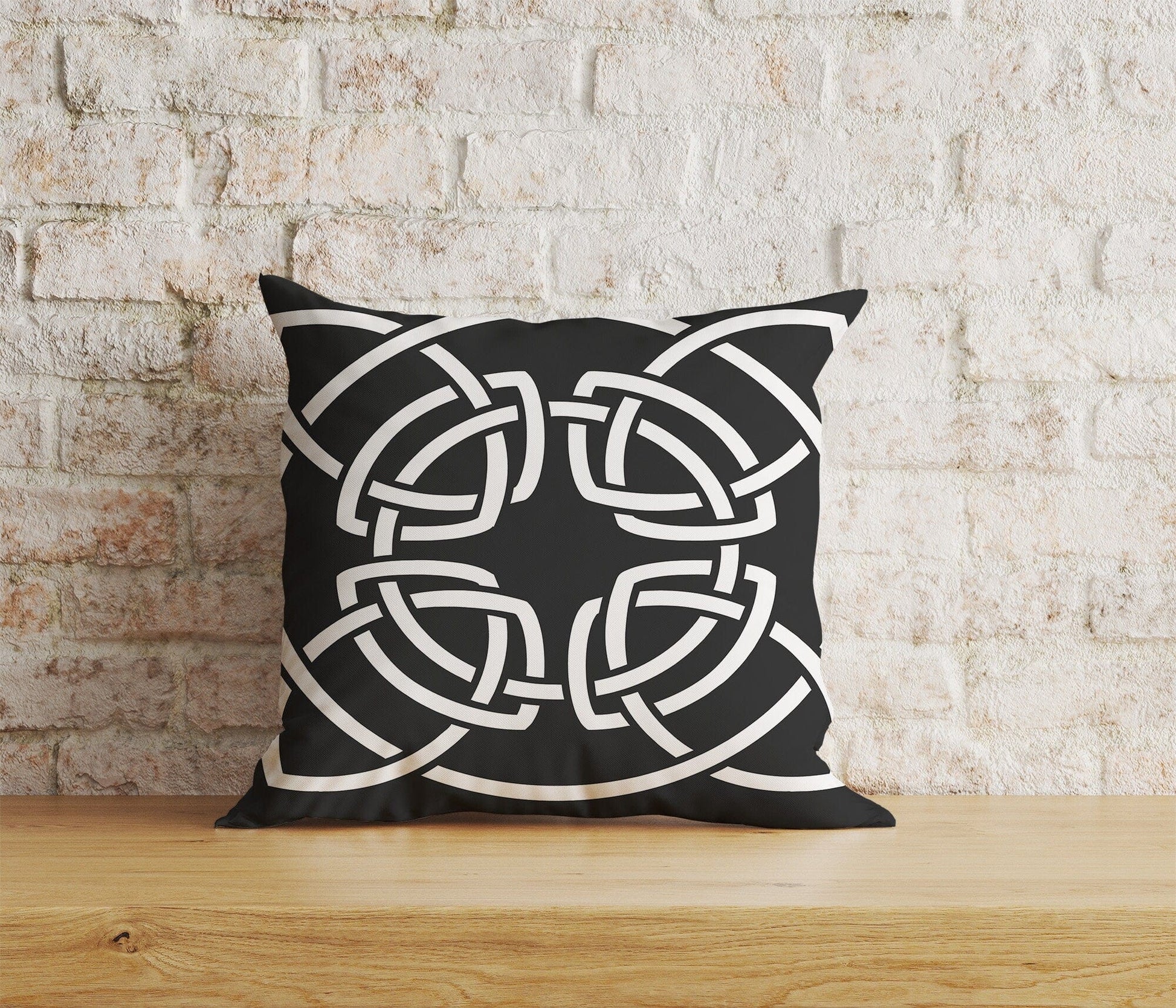 Onay Home Textile Cushion Covers 1 / 12 x 12 inch (30 x 30 cm) Double Side White & Black Celtic Knots Cushion Covers Line Design Pillow