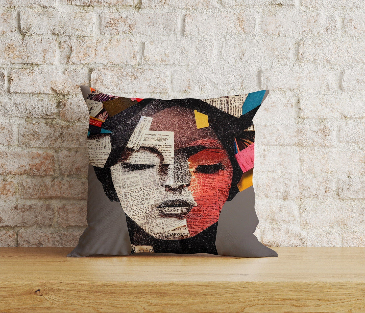 Onay 2 / 12 x 12 inch (30 x 30 cm) Woman Painting Ladies Face Art Decoration Cushion Cover