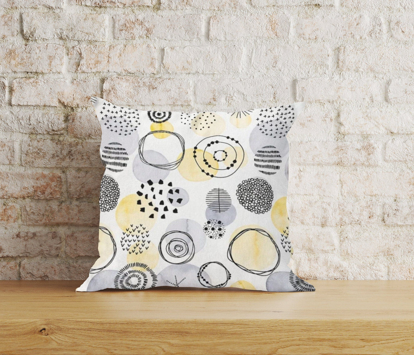 Onay 8 / 12 x 12 inch (30 x 30 cm) Yellow and Grey Abstract Honeycomb Cushion Covers
