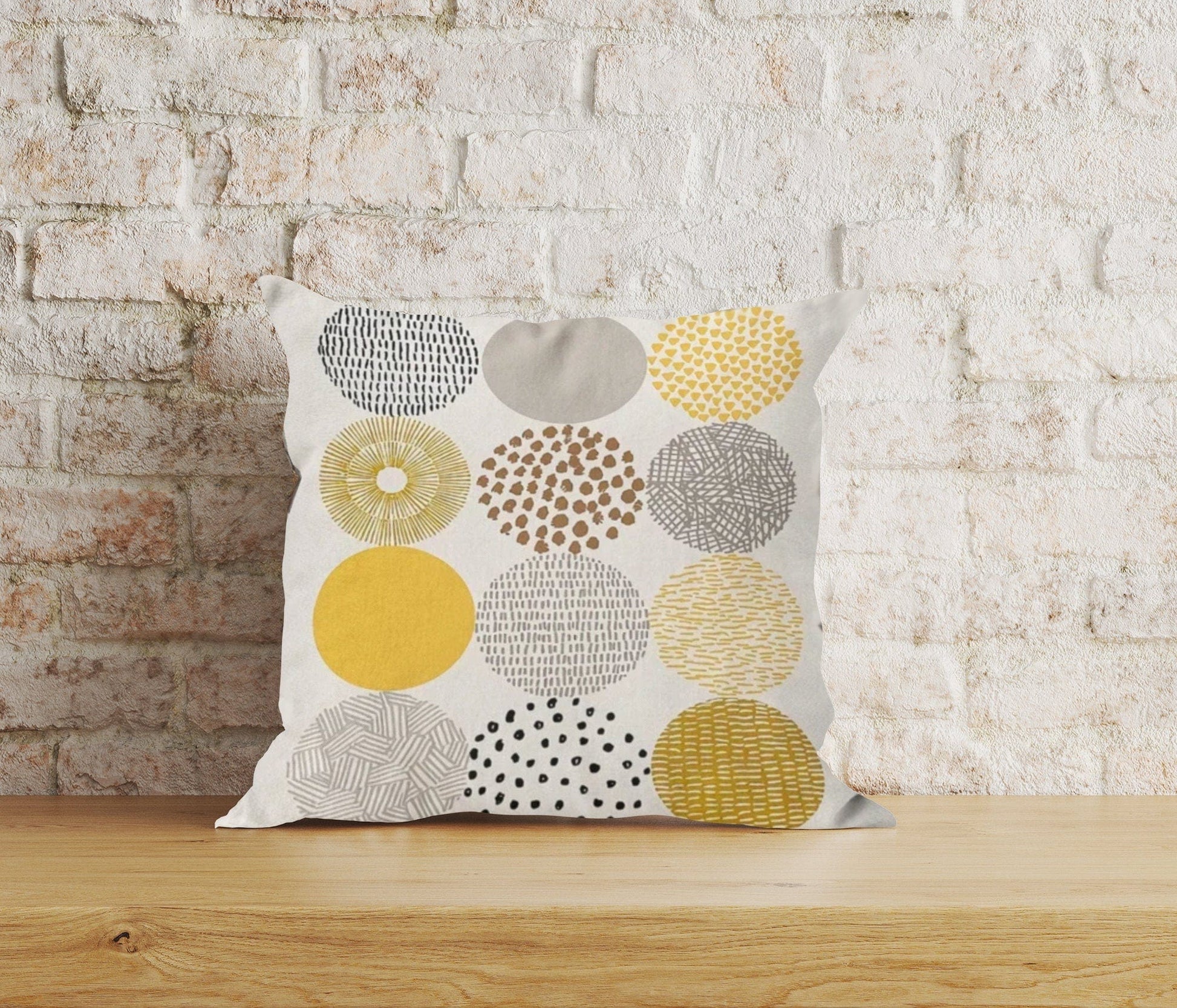Onay 6 / 12 x 12 inch (30 x 30 cm) Yellow and Grey Abstract Honeycomb Cushion Covers
