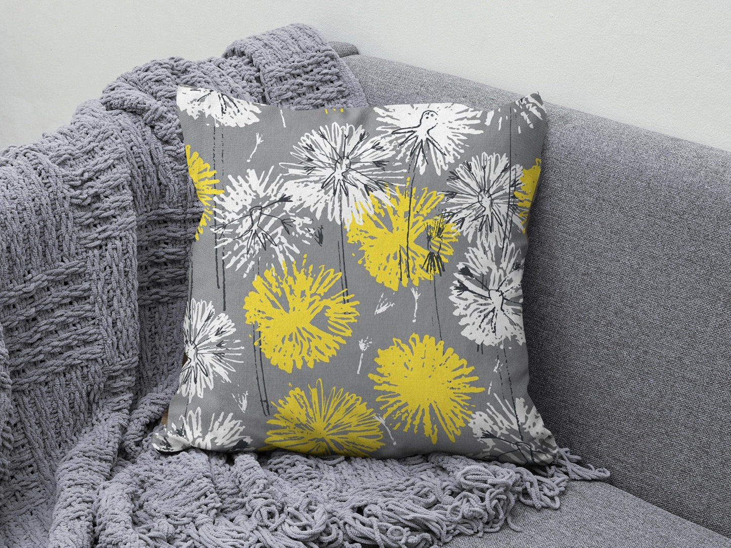 Onay 8 / 12 x 12 inch (30 x 30 cm) Yellow Grey Geometric Line Living Room Cushion Cover